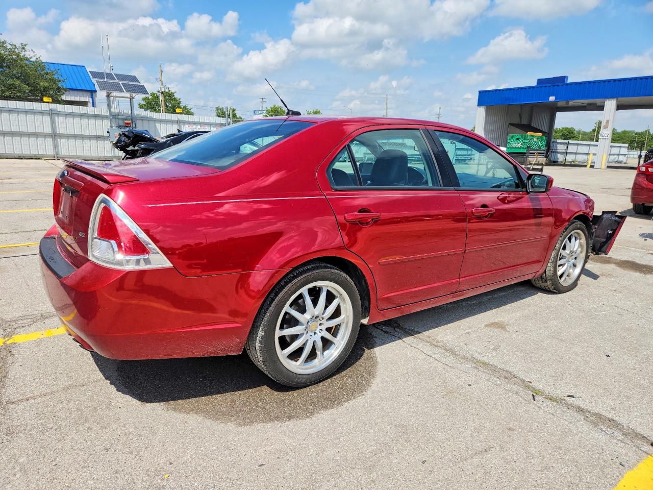 2009 Ford Fusion Se Red vin: 3FAHP07Z69R117510
