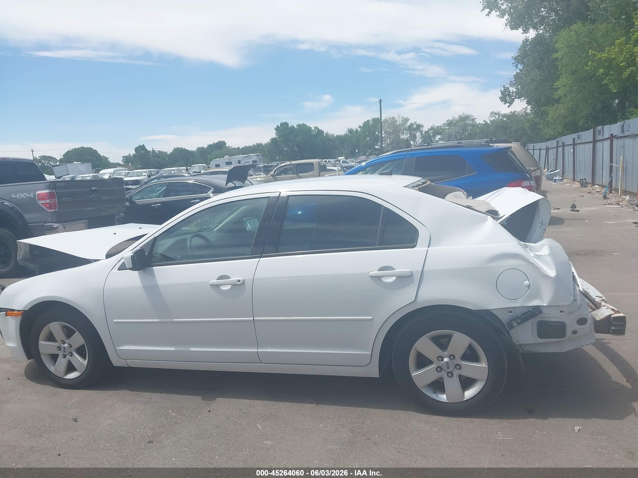 2007 Ford Fusion Se White vin: 3FAHP07Z77R179107