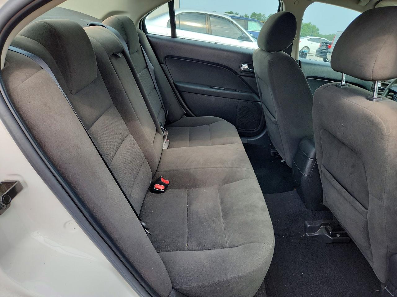 2008 Ford Fusion Se White vin: 3FAHP07Z78R137344