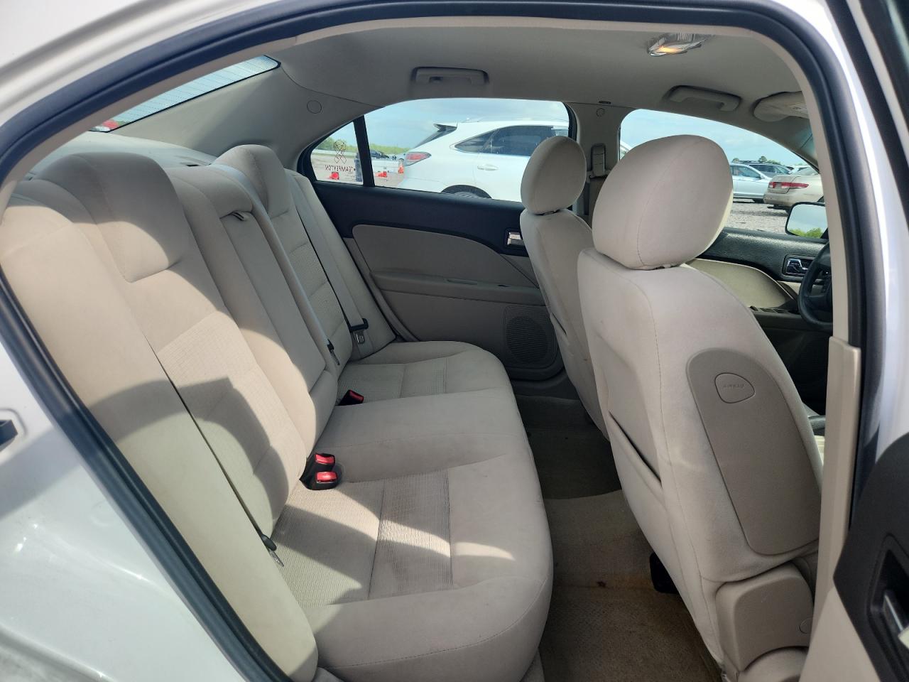 2007 Ford Fusion White vin: 3FAHP07Z87R130756