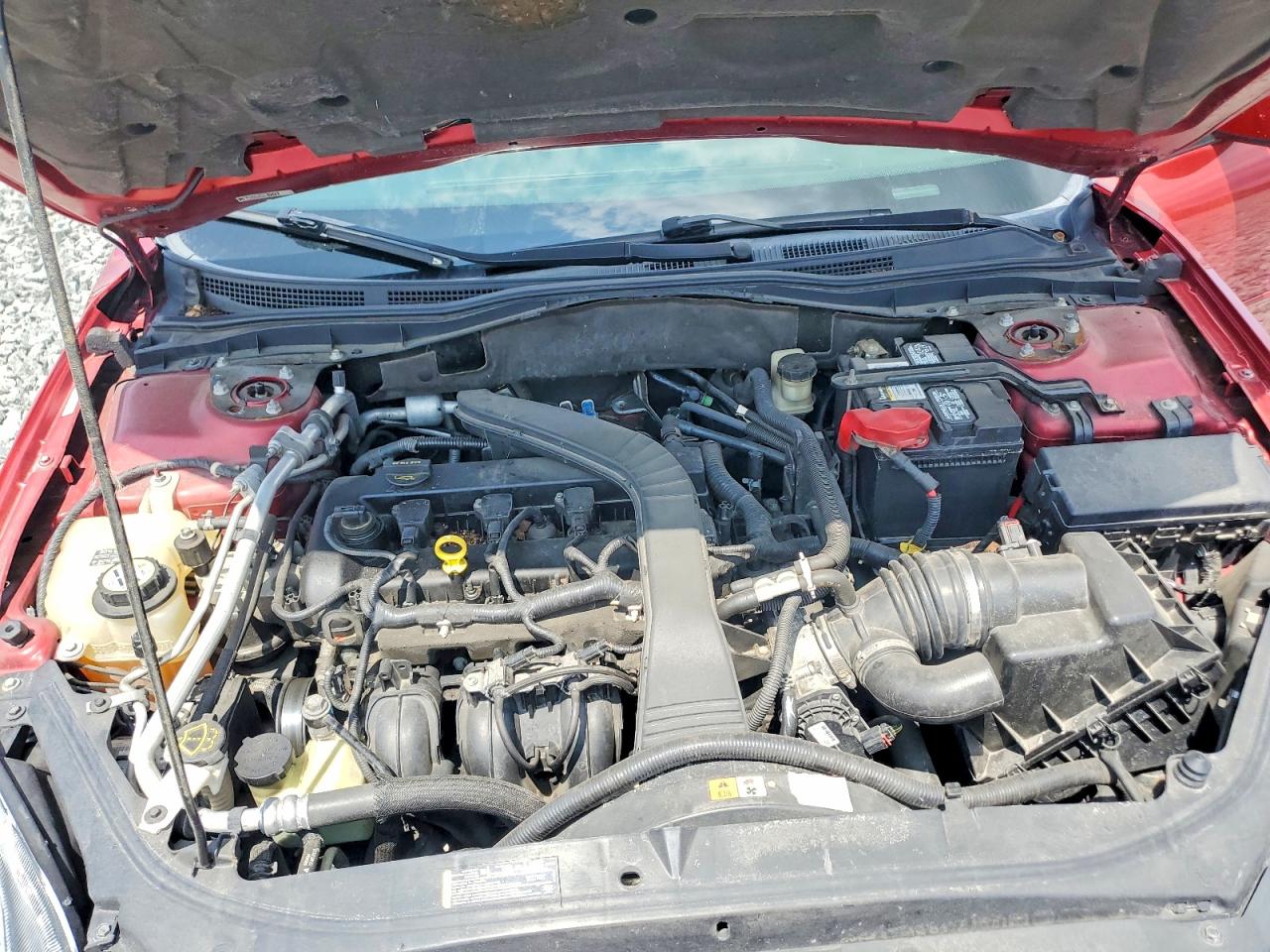 2009 Ford Fusion Se Red vin: 3FAHP07Z89R127262