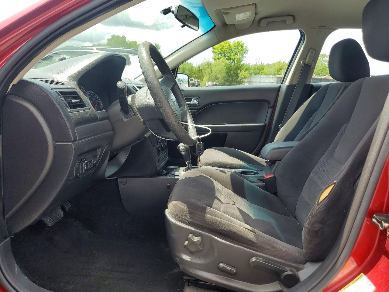 2009 Ford Fusion Se Red vin: 3FAHP07Z89R127262
