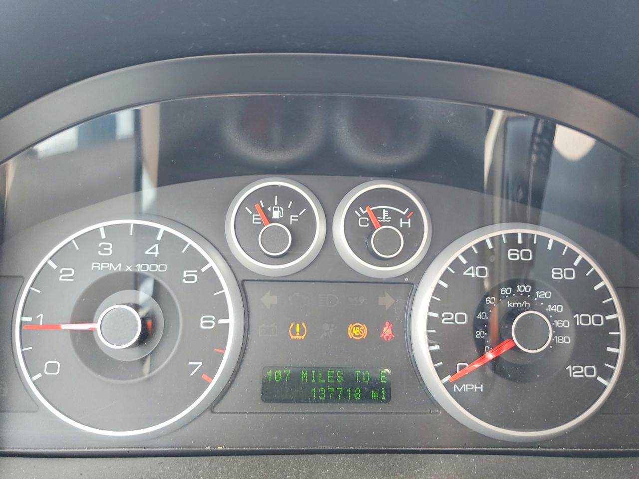 2009 Ford Fusion Se Red vin: 3FAHP07Z89R127262