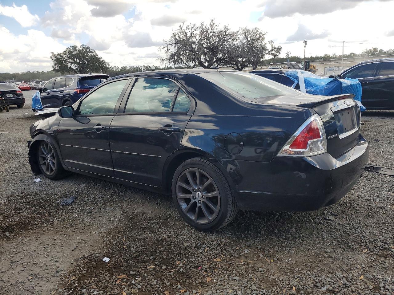 2009 Ford Fusion Se Black vin: 3FAHP07Z89R147379
