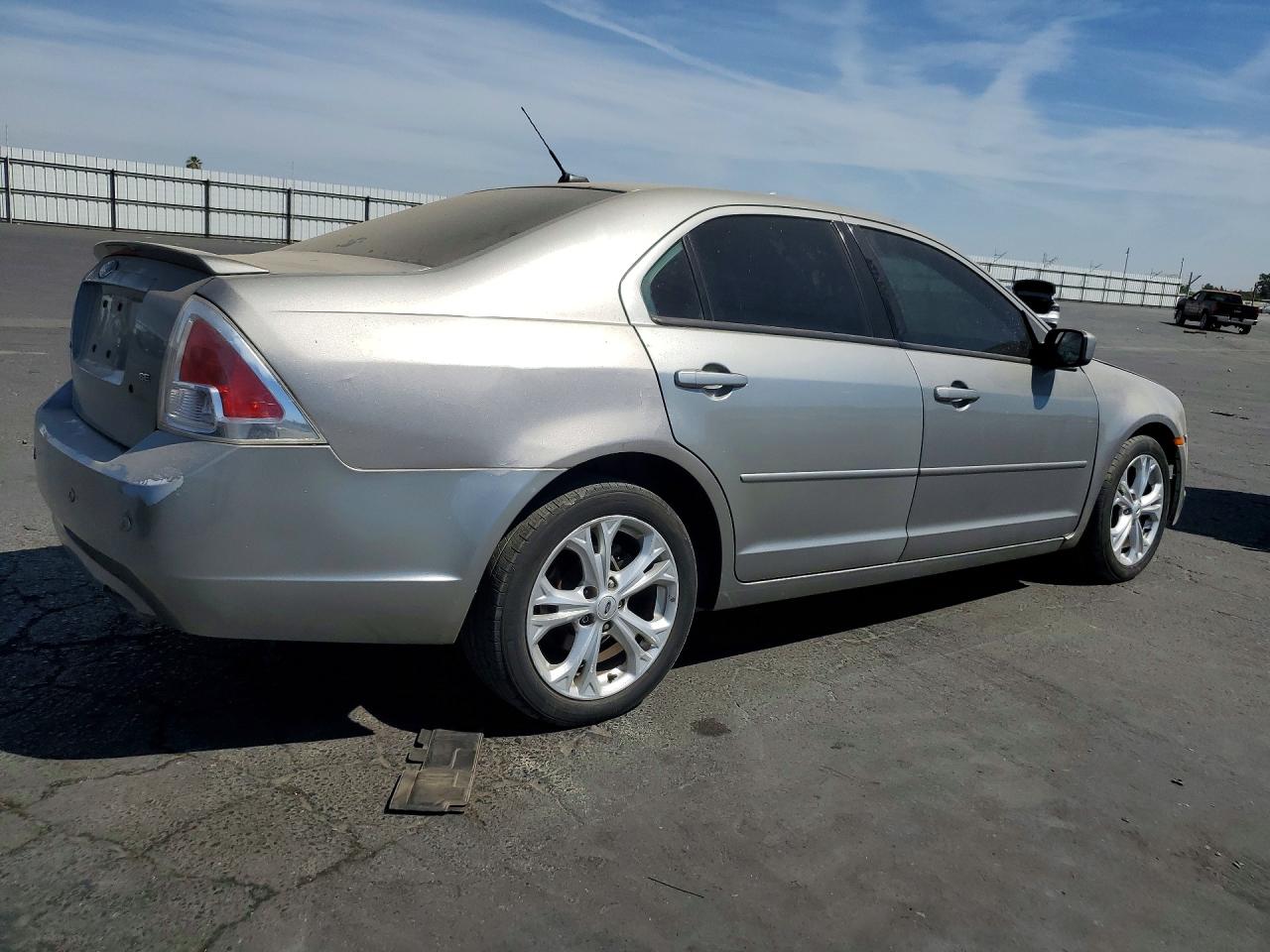 2009 Ford Fusion Se Silver vin: 3FAHP07Z99R179581