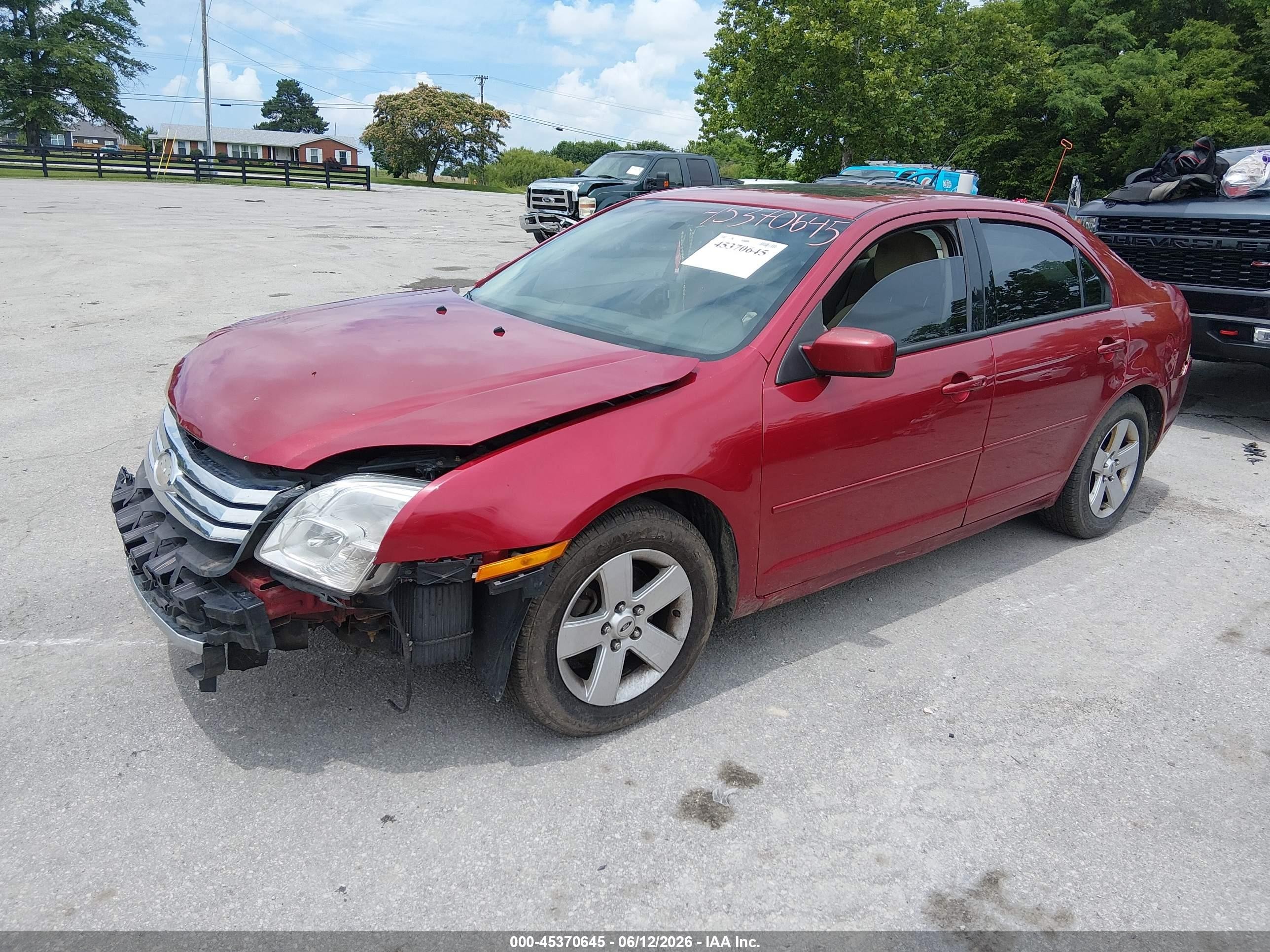 2009 Ford Fusion Se Red vin: 3FAHP07Z99R187082