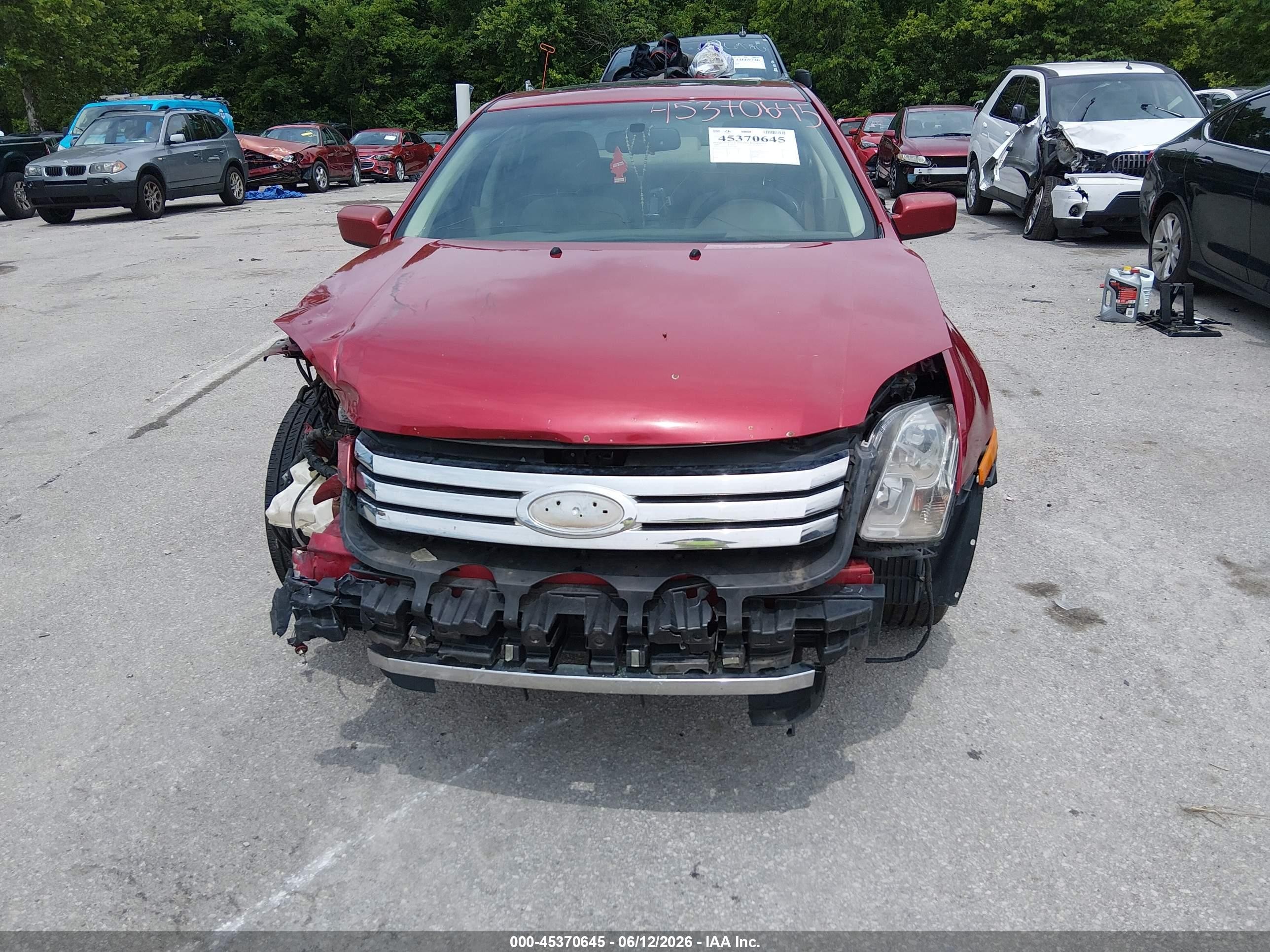 2009 Ford Fusion Se Red vin: 3FAHP07Z99R187082