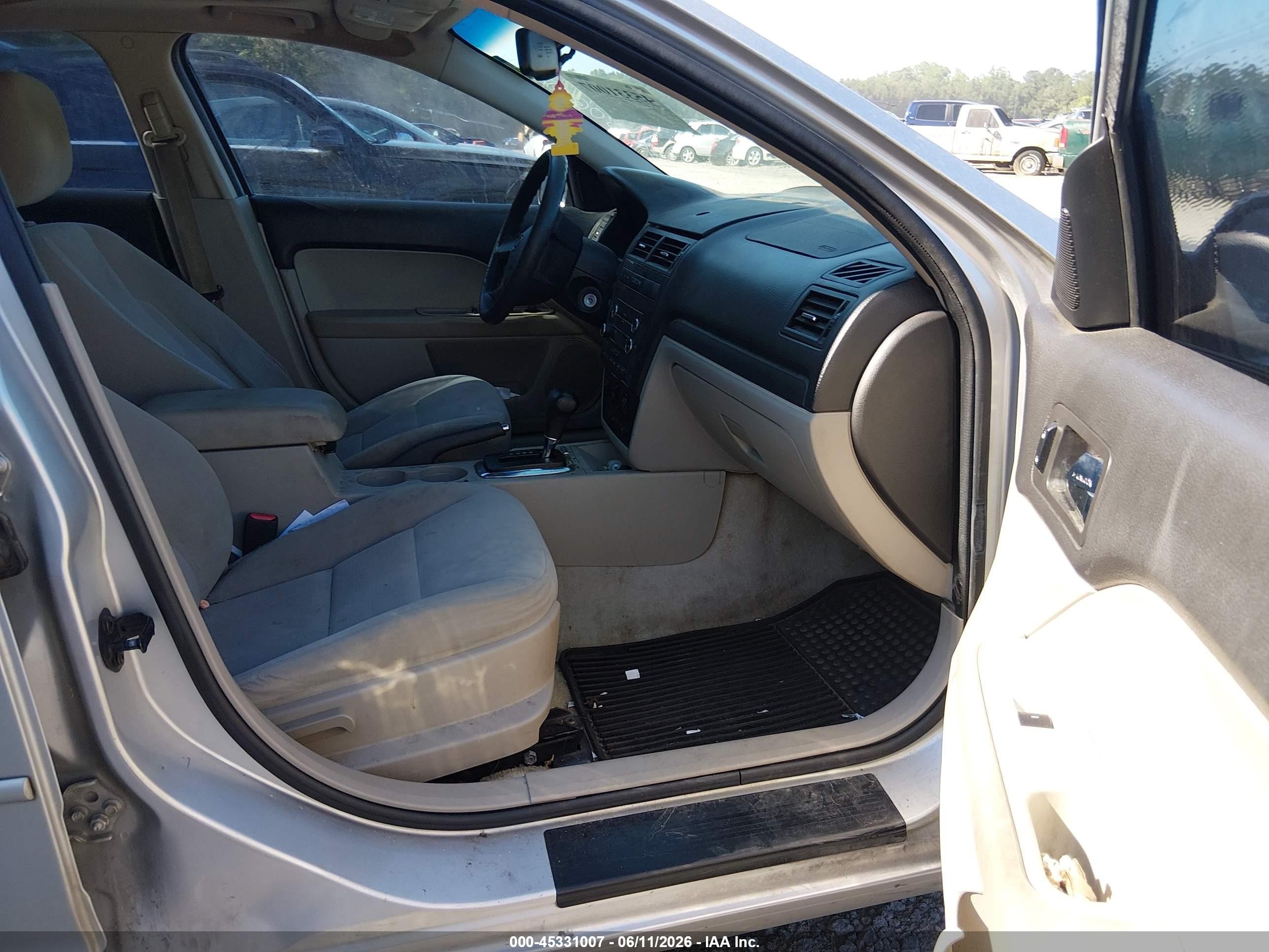 2009 Ford Fusion Se Silver vin: 3FAHP07Z99R201806