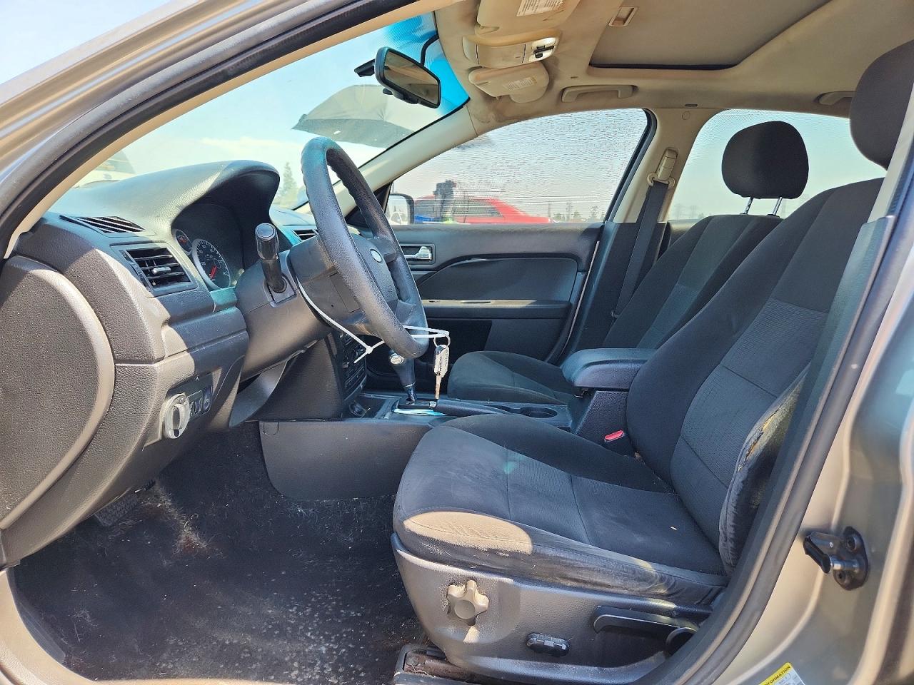 2008 Ford Fusion Se Silver vin: 3FAHP07ZX8R212814