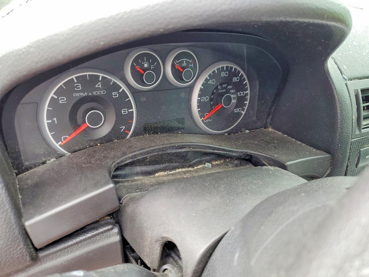 2008 Ford Fusion Se Red vin: 3FAHP07ZX8R272933