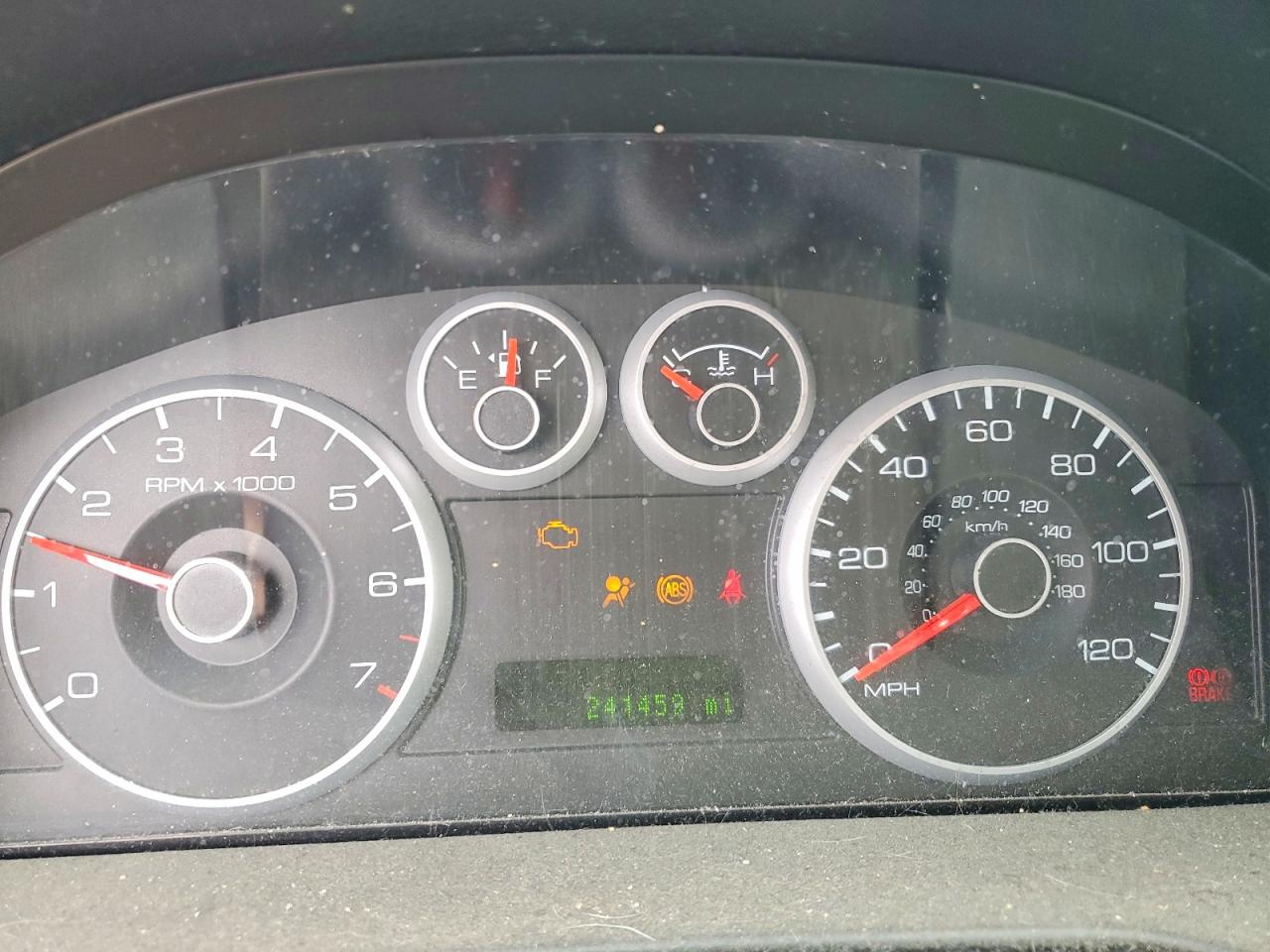 2009 Ford Fusion Se Темно-бордовый vin: 3FAHP07ZX9R142748