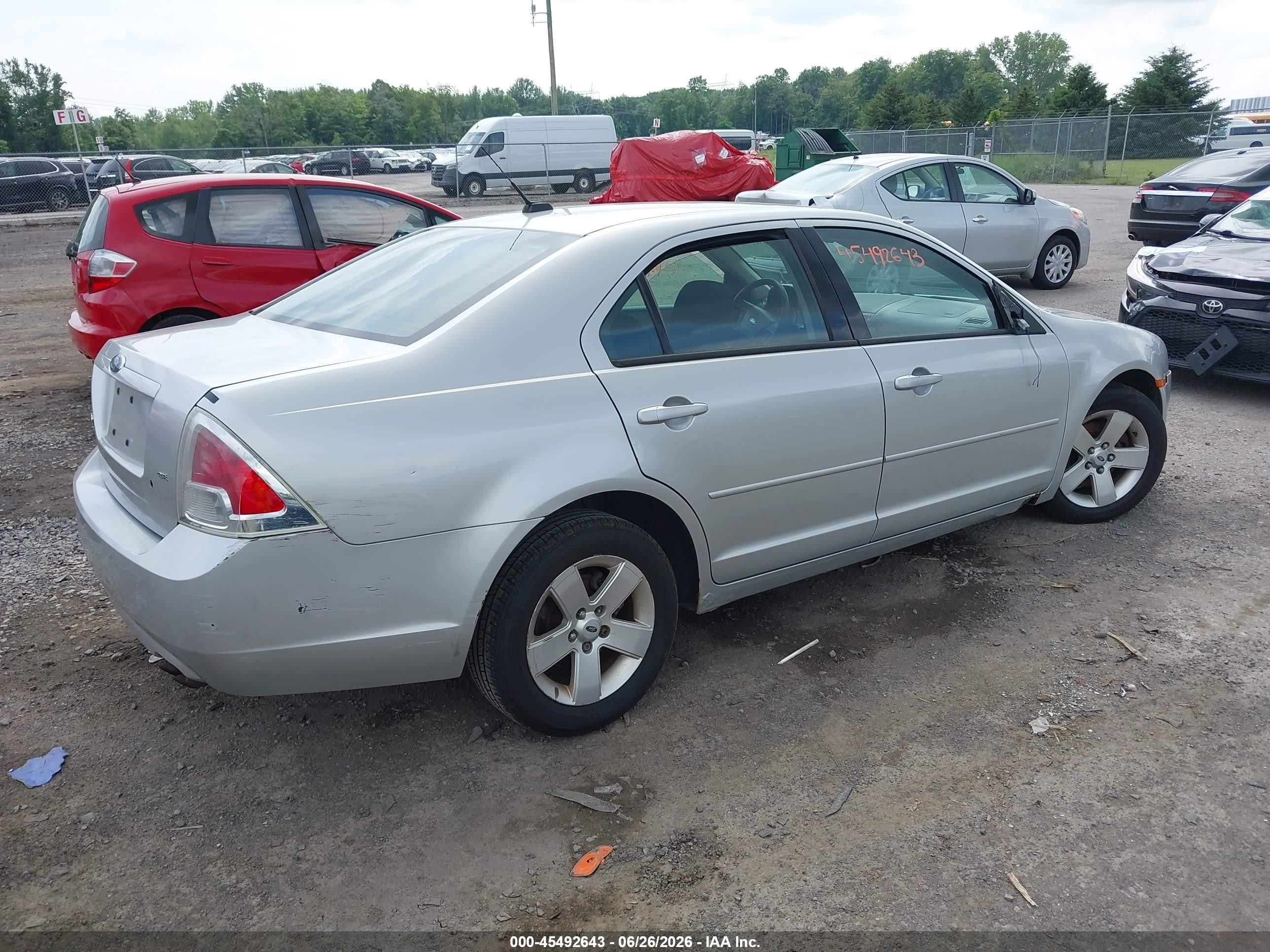 2009 Ford Fusion Se Серебряный vin: 3FAHP07ZX9R145388