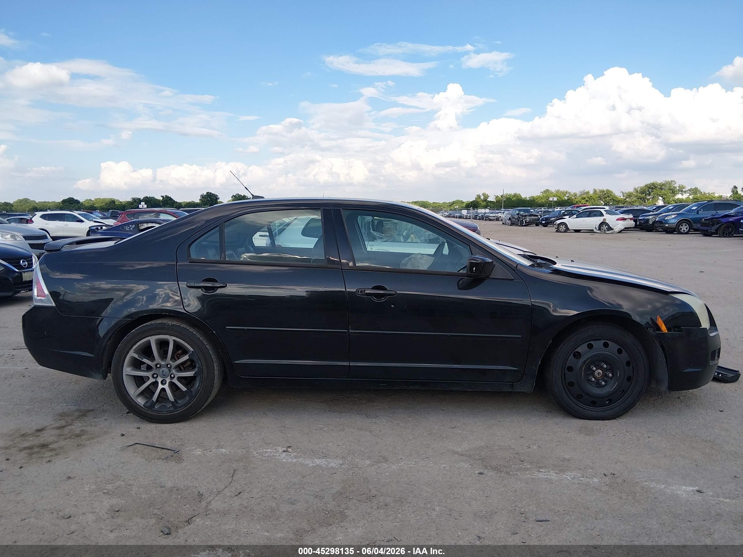 2009 Ford Fusion Se Черный vin: 3FAHP07ZX9R156116