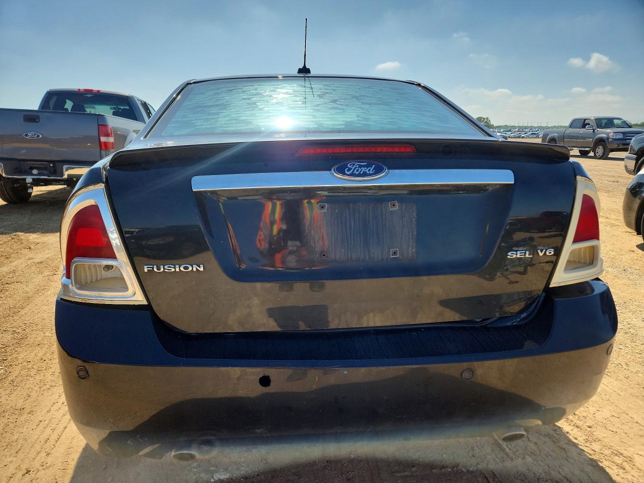 2008 Ford Fusion Black vin: 3FAHP08128R185133