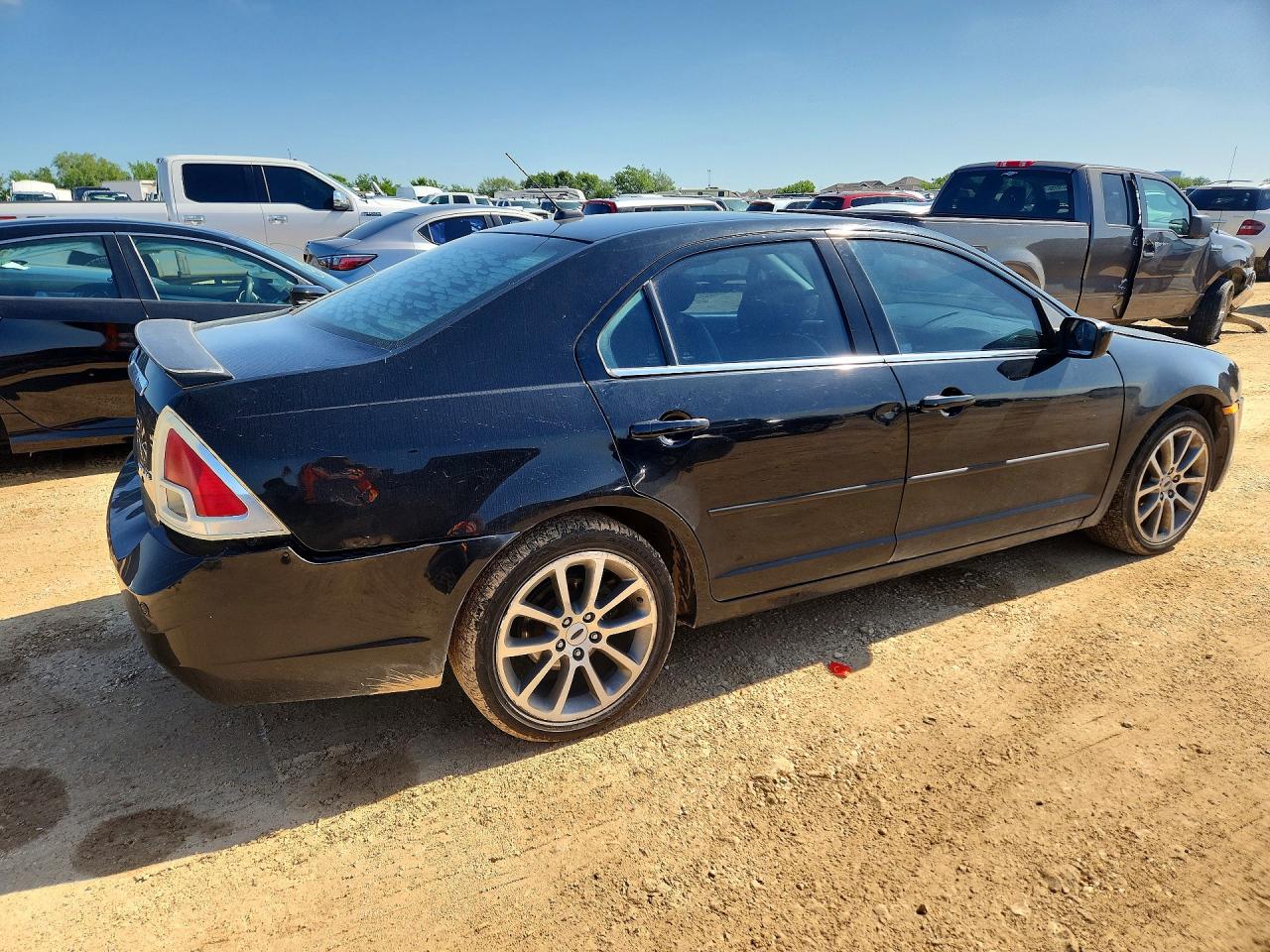 2008 Ford Fusion Black vin: 3FAHP08128R185133