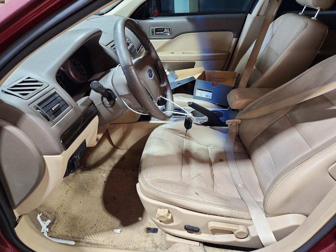 2007 Ford Fusion Burgundy vin: 3FAHP08137R220261