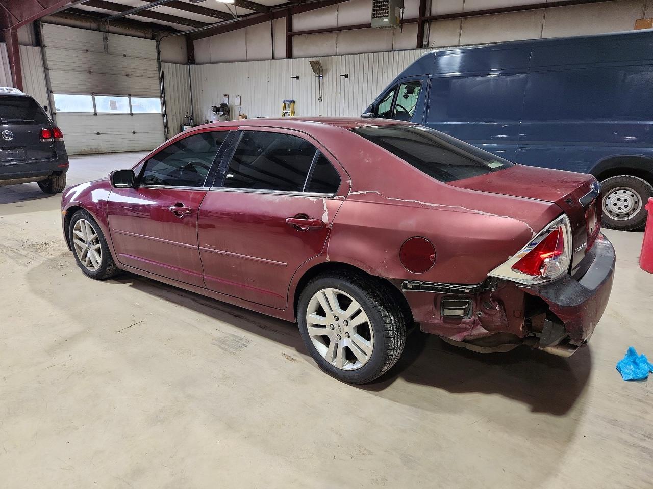 2007 Ford Fusion Burgundy vin: 3FAHP08137R220261