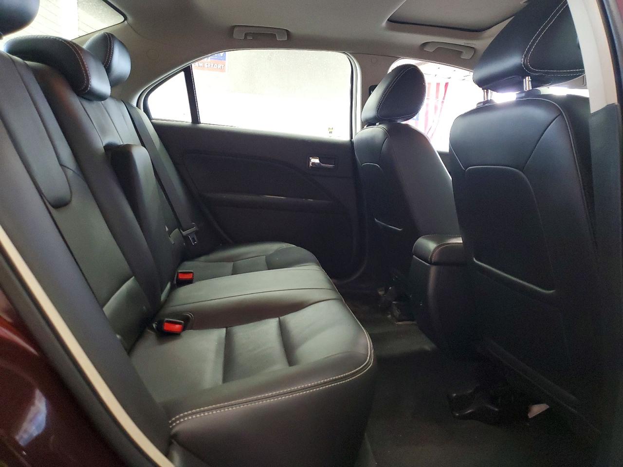 2011 Ford Fusion Purple vin: 3FAHP0CG2BR134590