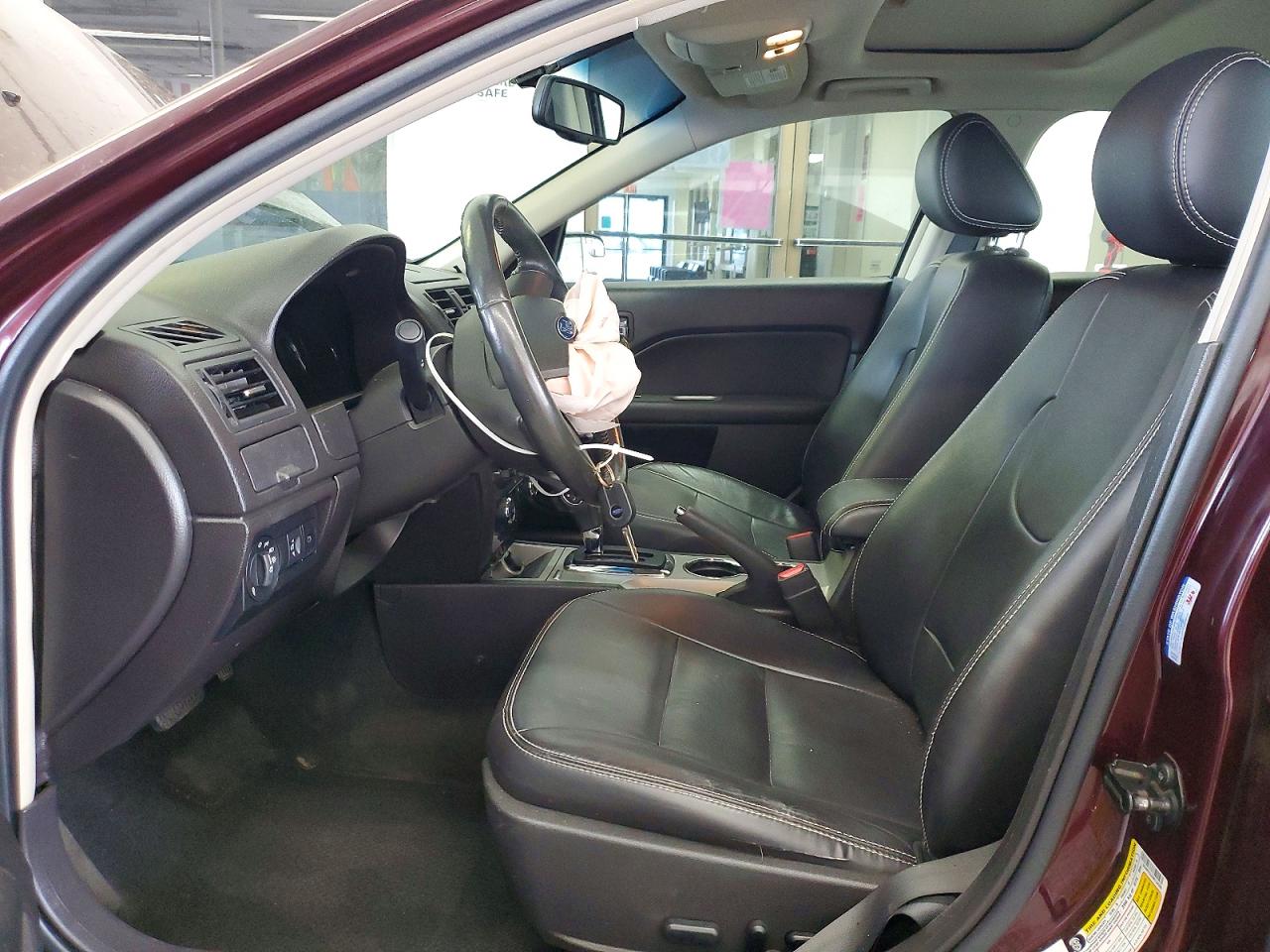 2011 Ford Fusion Purple vin: 3FAHP0CG2BR134590