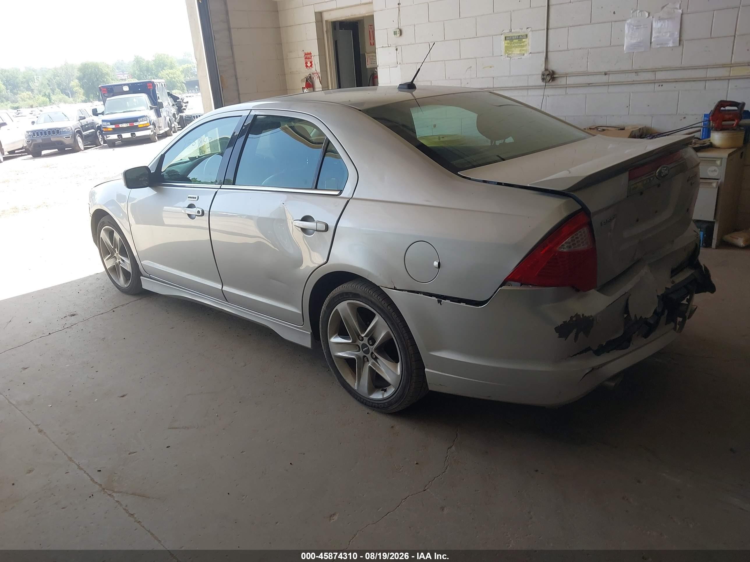 2012 Ford Fusion Sport Silver vin: 3FAHP0DC0CR165592