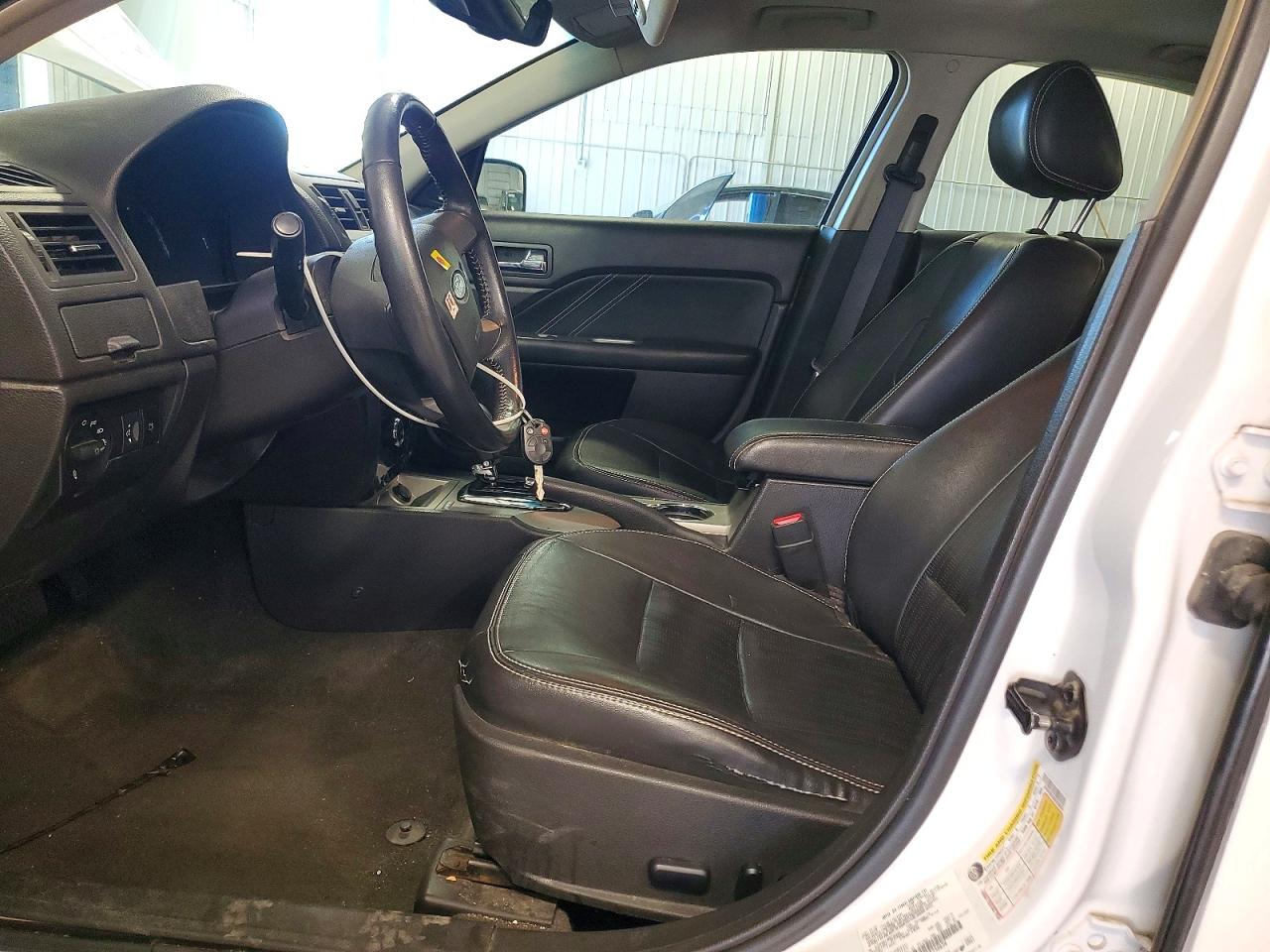 2011 Ford Fusion Sport Белый vin: 3FAHP0DC2BR250626
