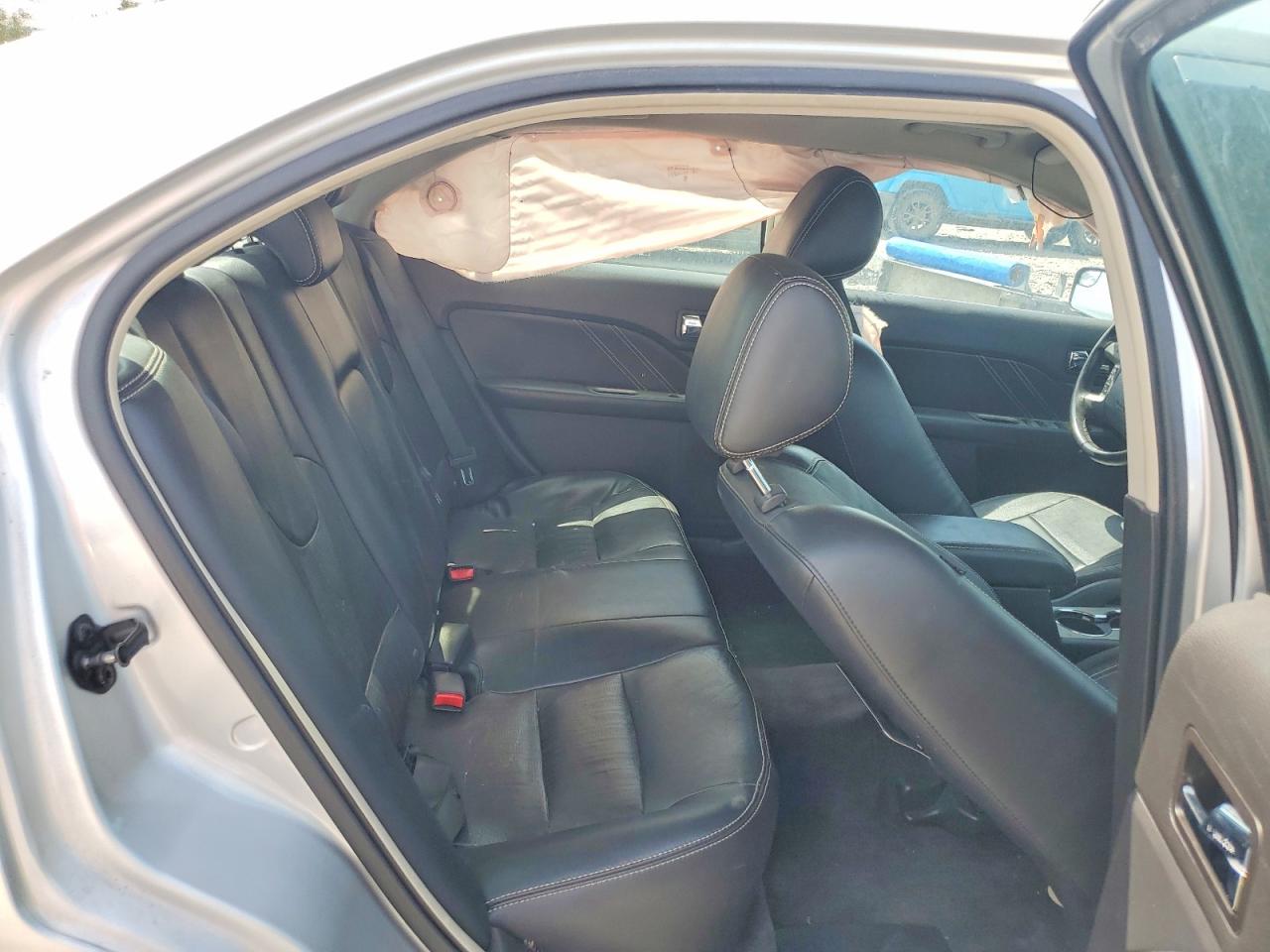 2011 Ford Fusion Sport Silver vin: 3FAHP0DC4BR100050