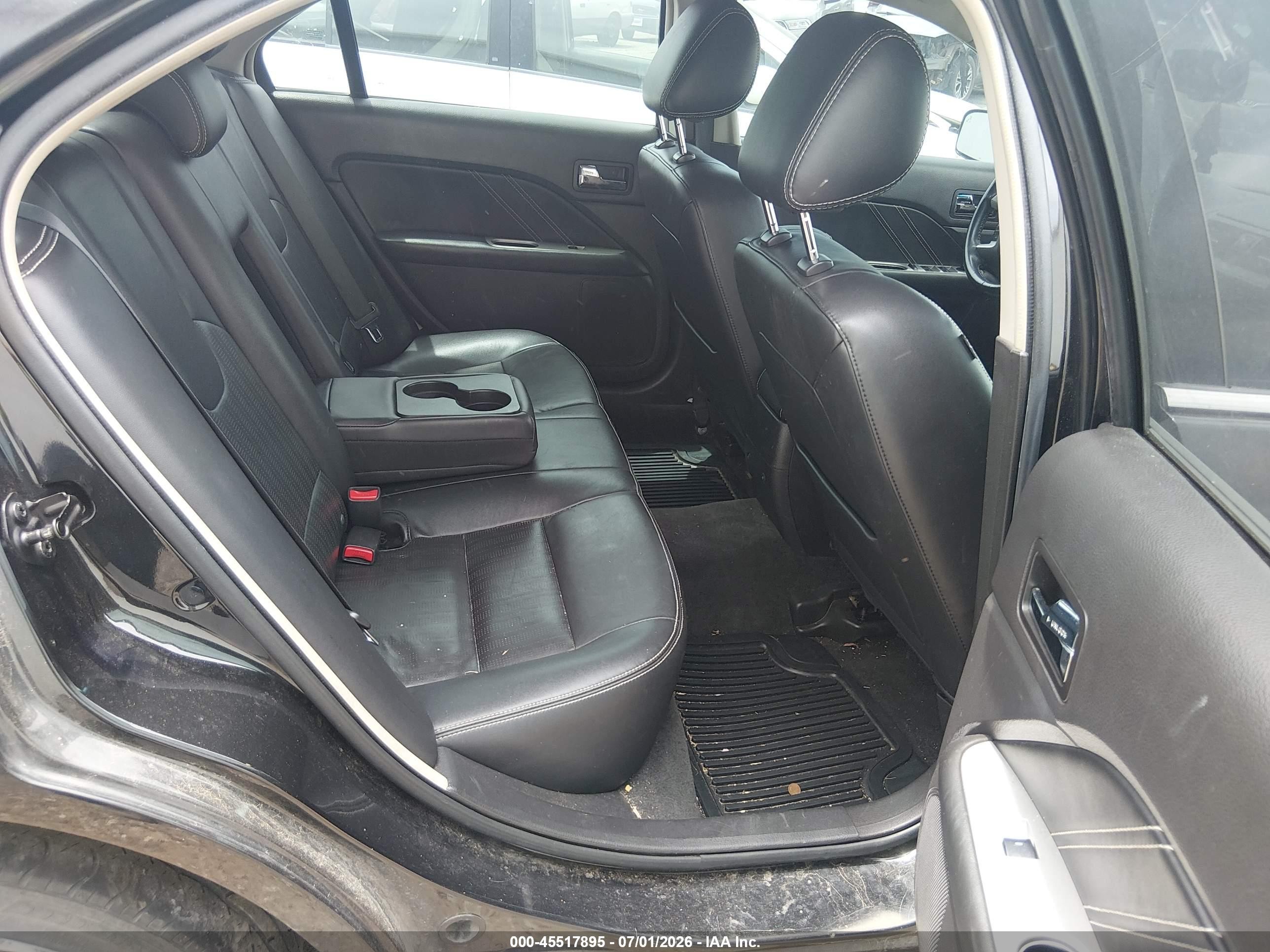 2011 Ford Fusion Sport Черный vin: 3FAHP0DC4BR250420