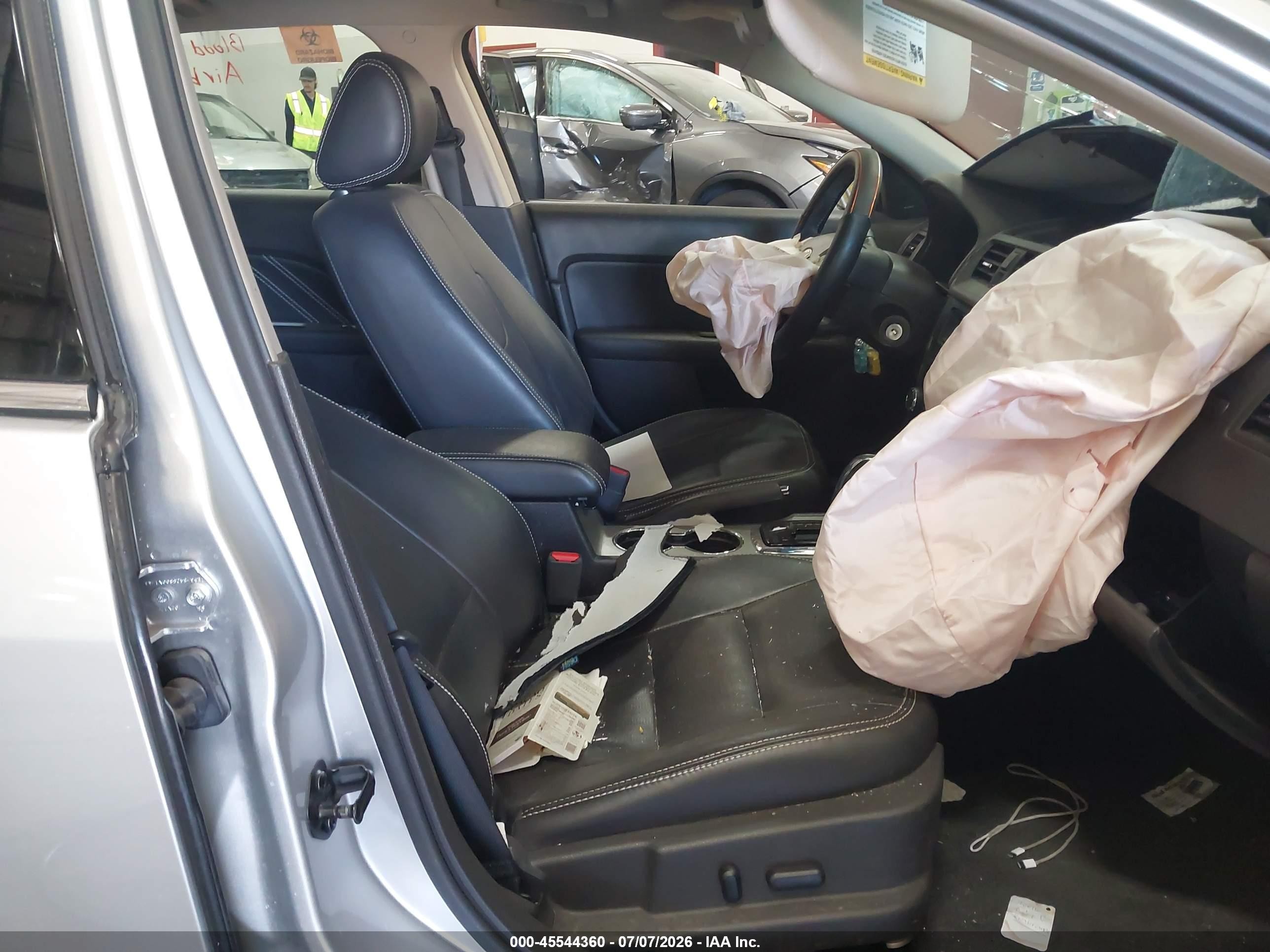 2011 Ford Fusion Sport Silver vin: 3FAHP0DC8BR261386