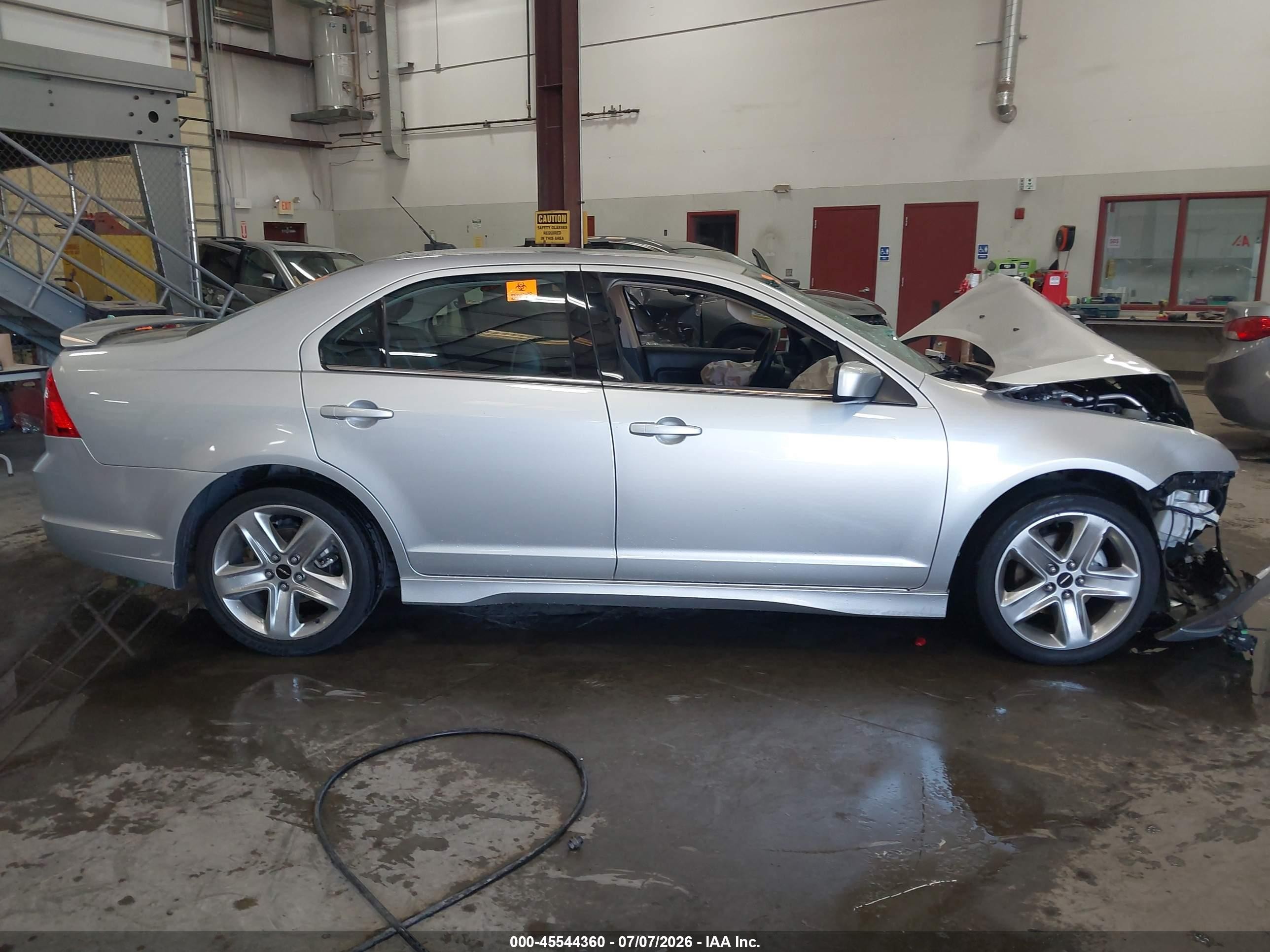 2011 Ford Fusion Sport Silver vin: 3FAHP0DC8BR261386