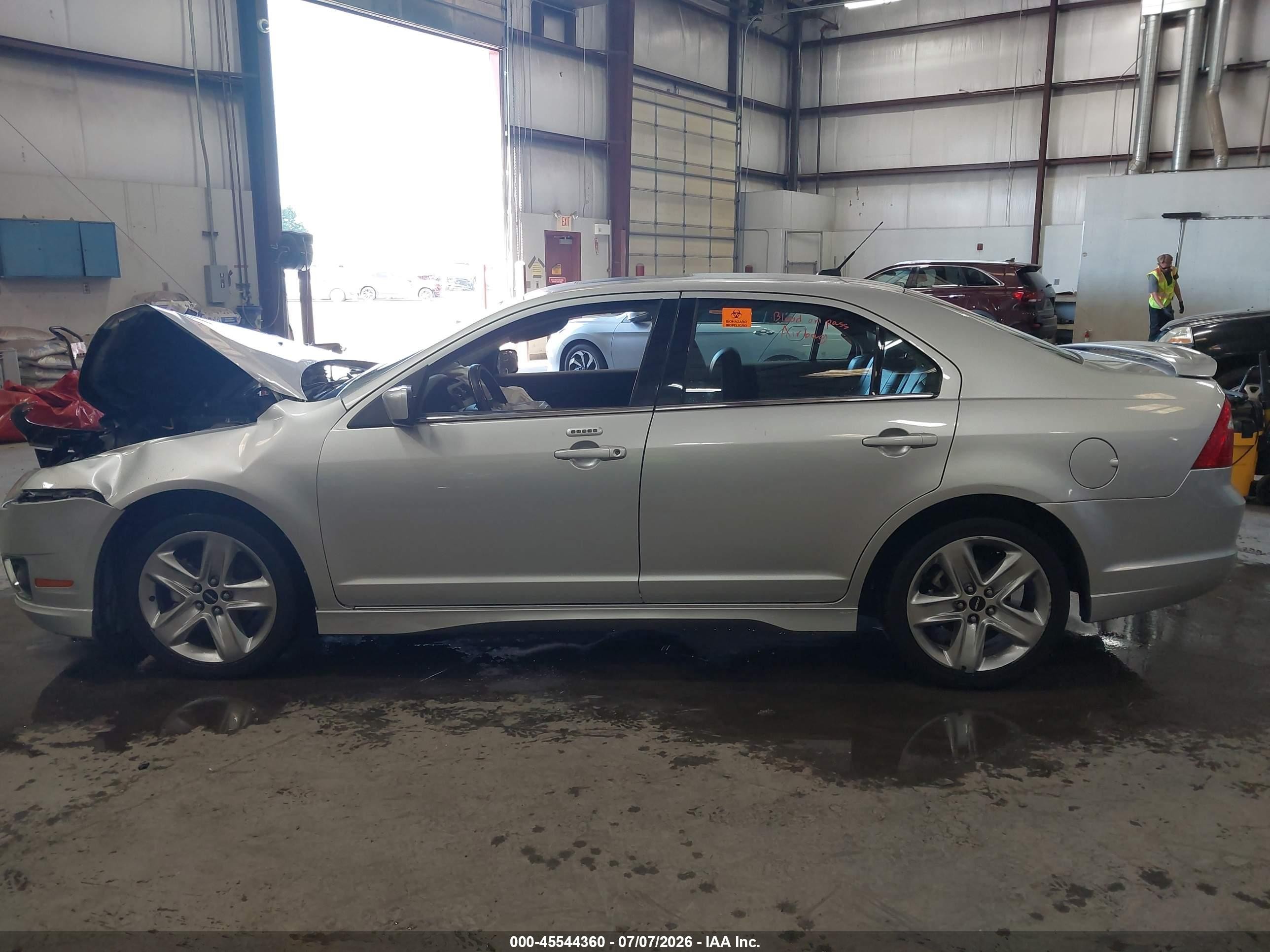 2011 Ford Fusion Sport Silver vin: 3FAHP0DC8BR261386