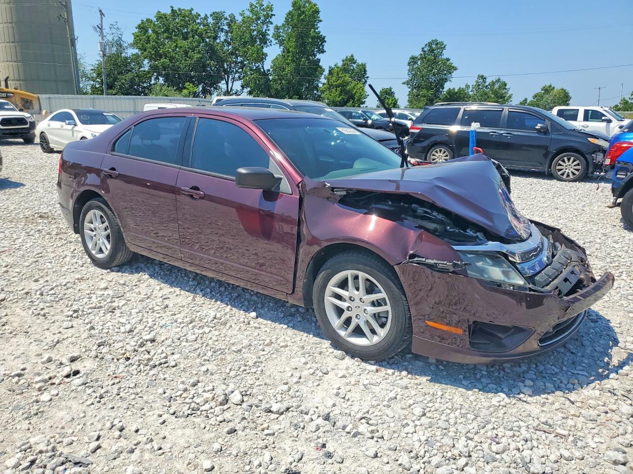 2012 Ford Fusion S Бордовый vin: 3FAHP0GA0CR356066