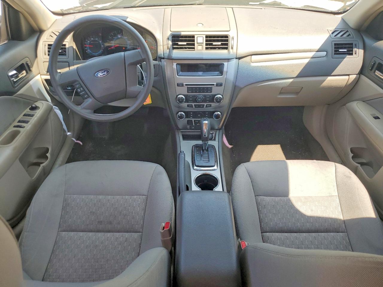 2012 Ford Fusion S Бордовый vin: 3FAHP0GA0CR356066