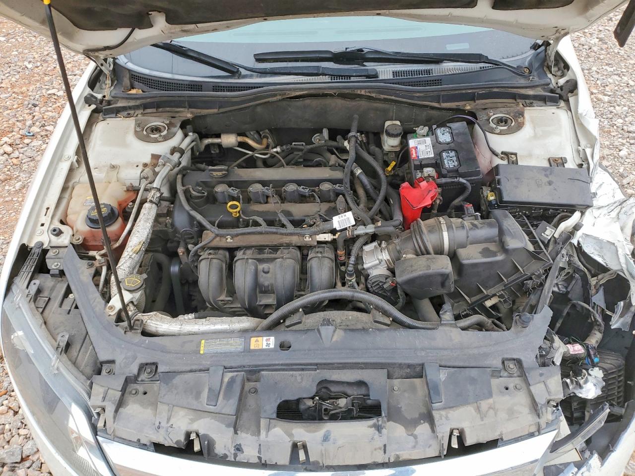 2012 Ford Fusion S White vin: 3FAHP0GA0CR356133