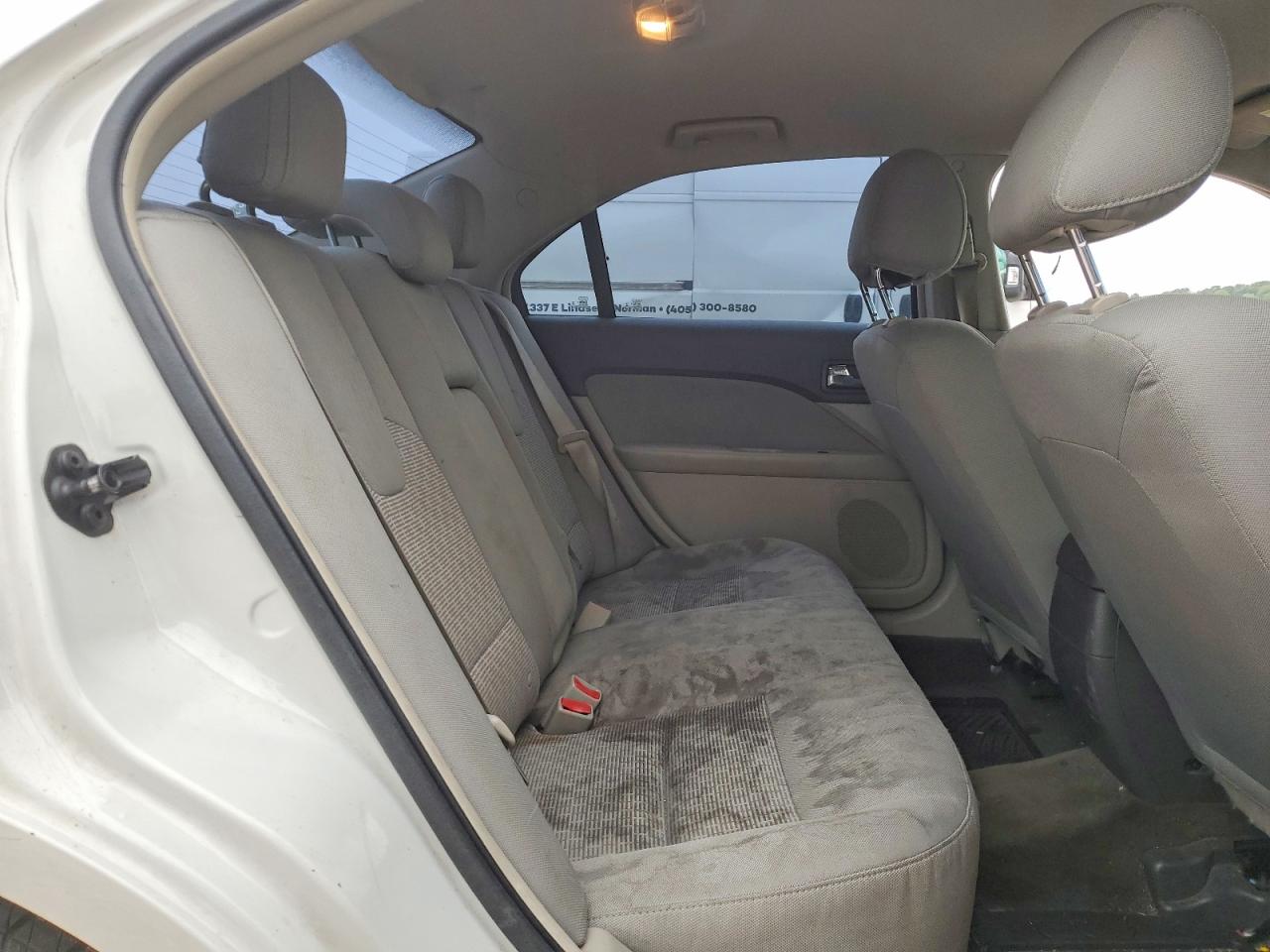 2012 Ford Fusion S White vin: 3FAHP0GA0CR356133
