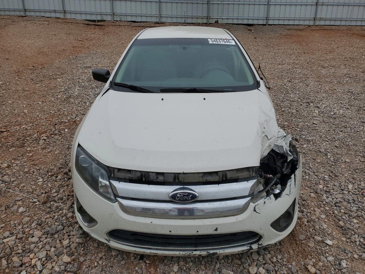 2012 Ford Fusion S White vin: 3FAHP0GA0CR356133