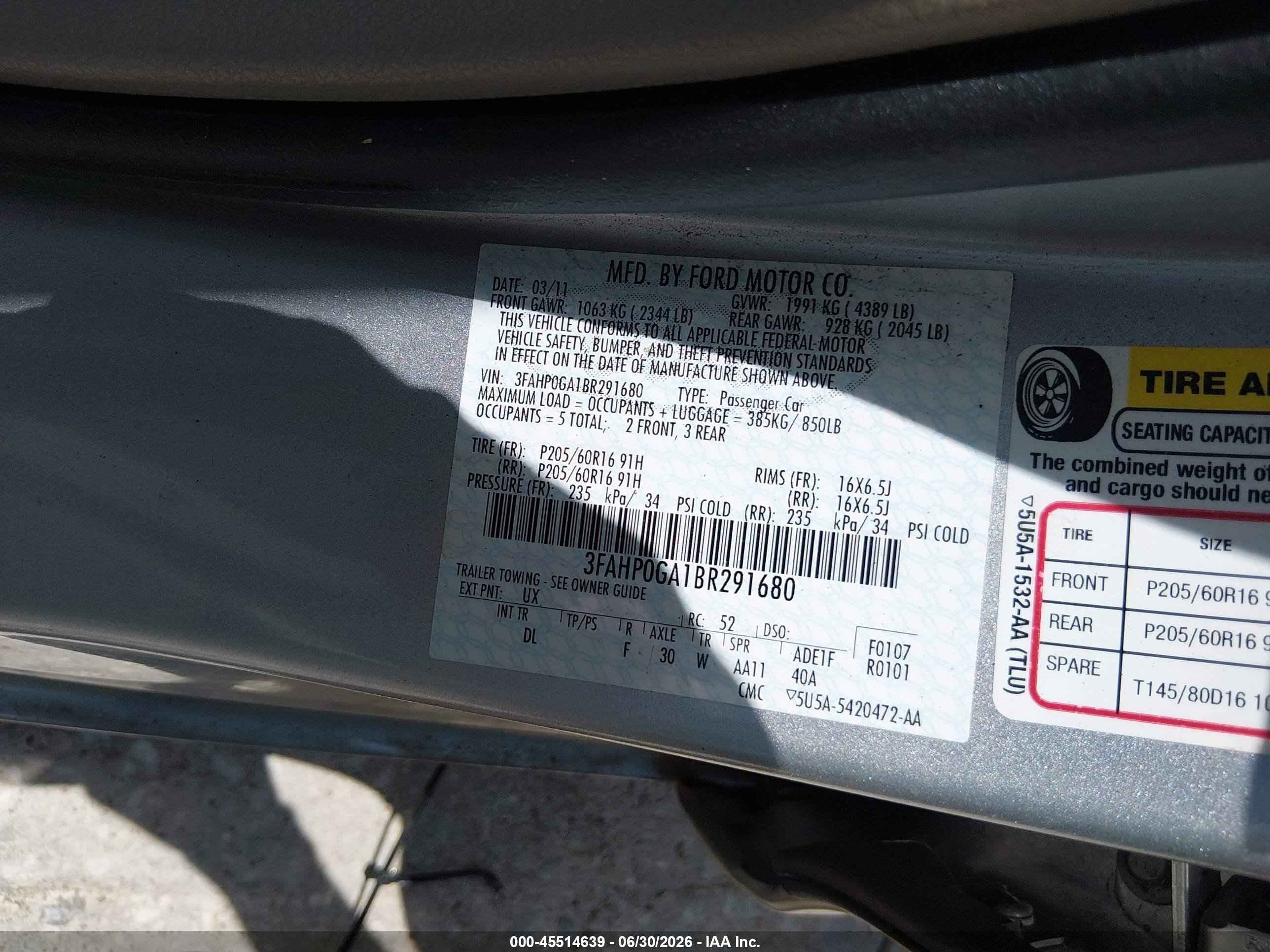 2011 Ford Fusion S Серебряный vin: 3FAHP0GA1BR291680