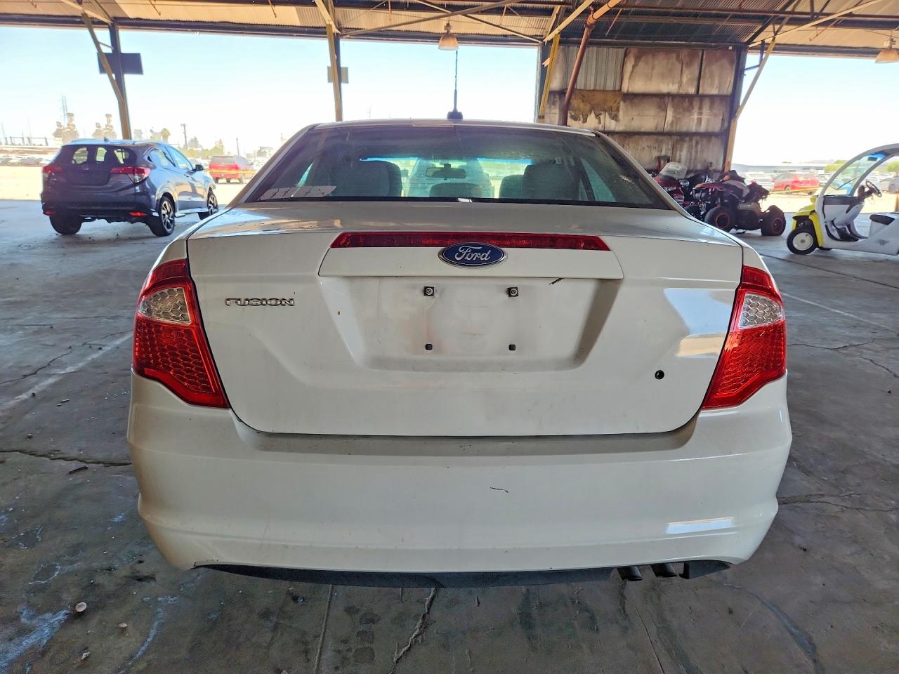 2012 Ford Fusion S White vin: 3FAHP0GA1CR200036