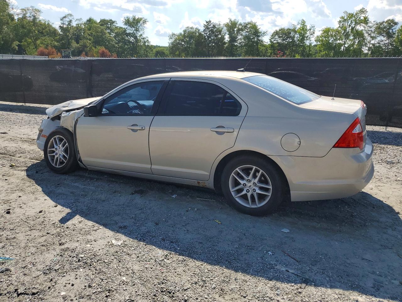 2010 Ford Fusion S Beige vin: 3FAHP0GA2AR258248
