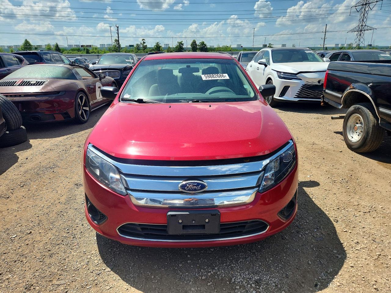 2010 Ford Fusion S Red vin: 3FAHP0GA2AR354722