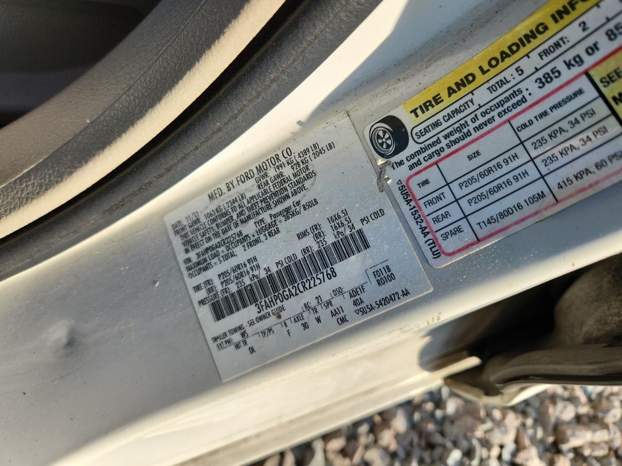 2012 Ford Fusion S Белый vin: 3FAHP0GA2CR225768