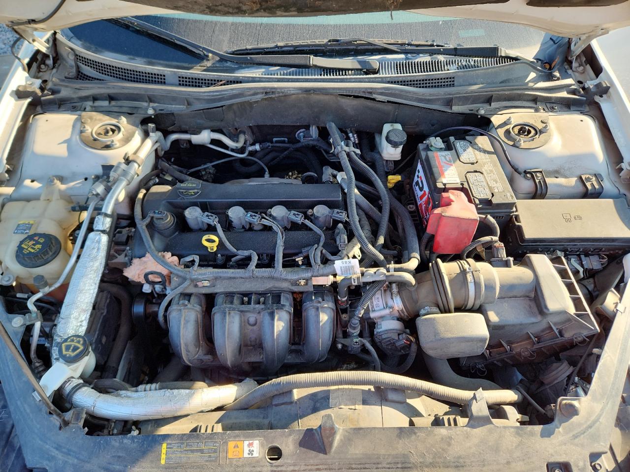 2012 Ford Fusion S Белый vin: 3FAHP0GA2CR225768