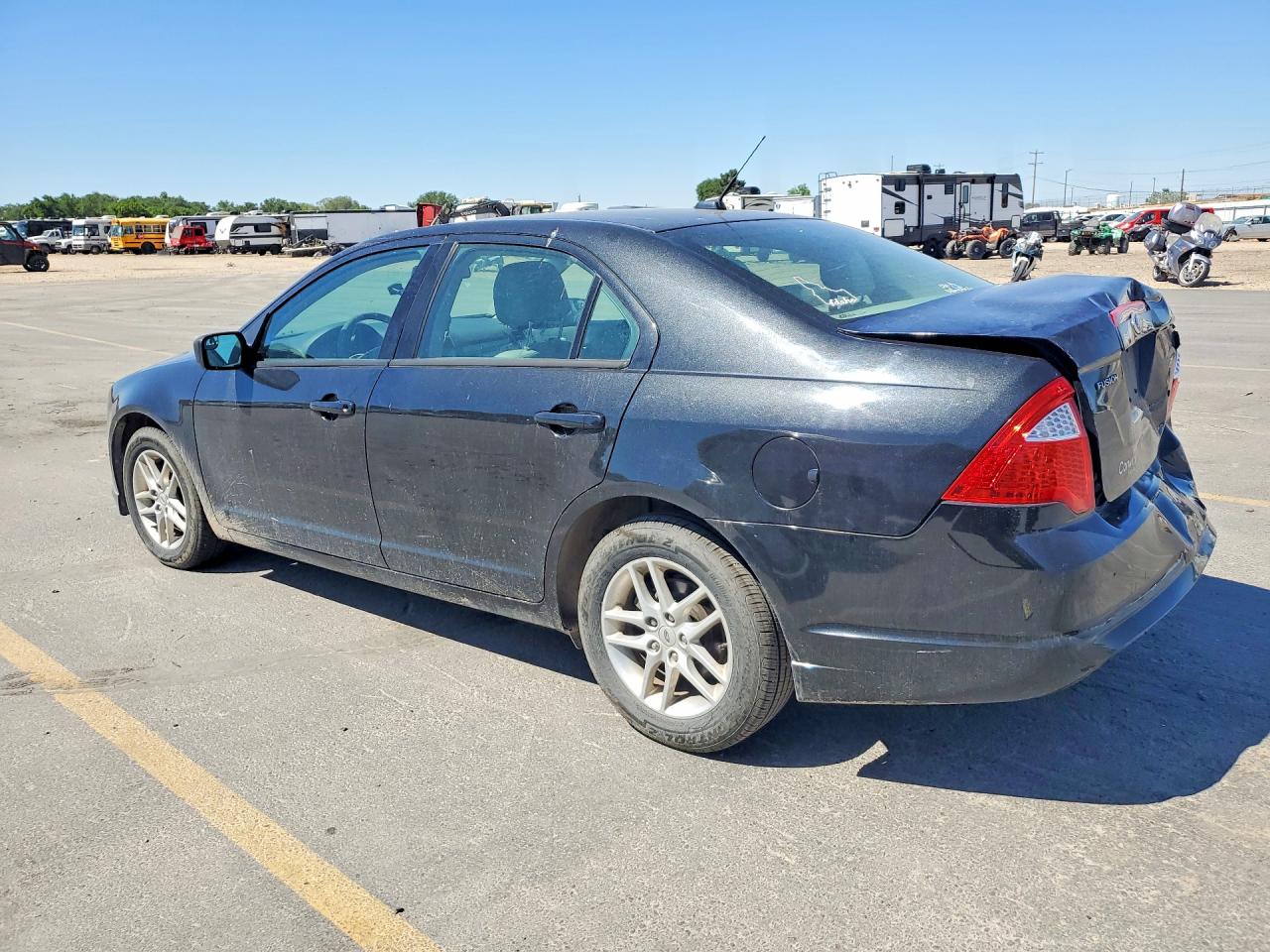 2012 Ford Fusion S Черный vin: 3FAHP0GA2CR269849