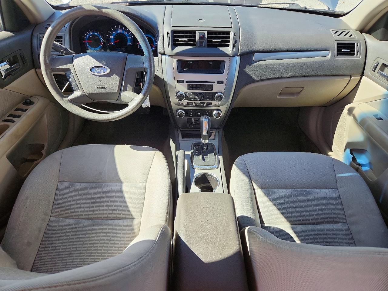2010 Ford Fusion S Silver vin: 3FAHP0GA3AR395151