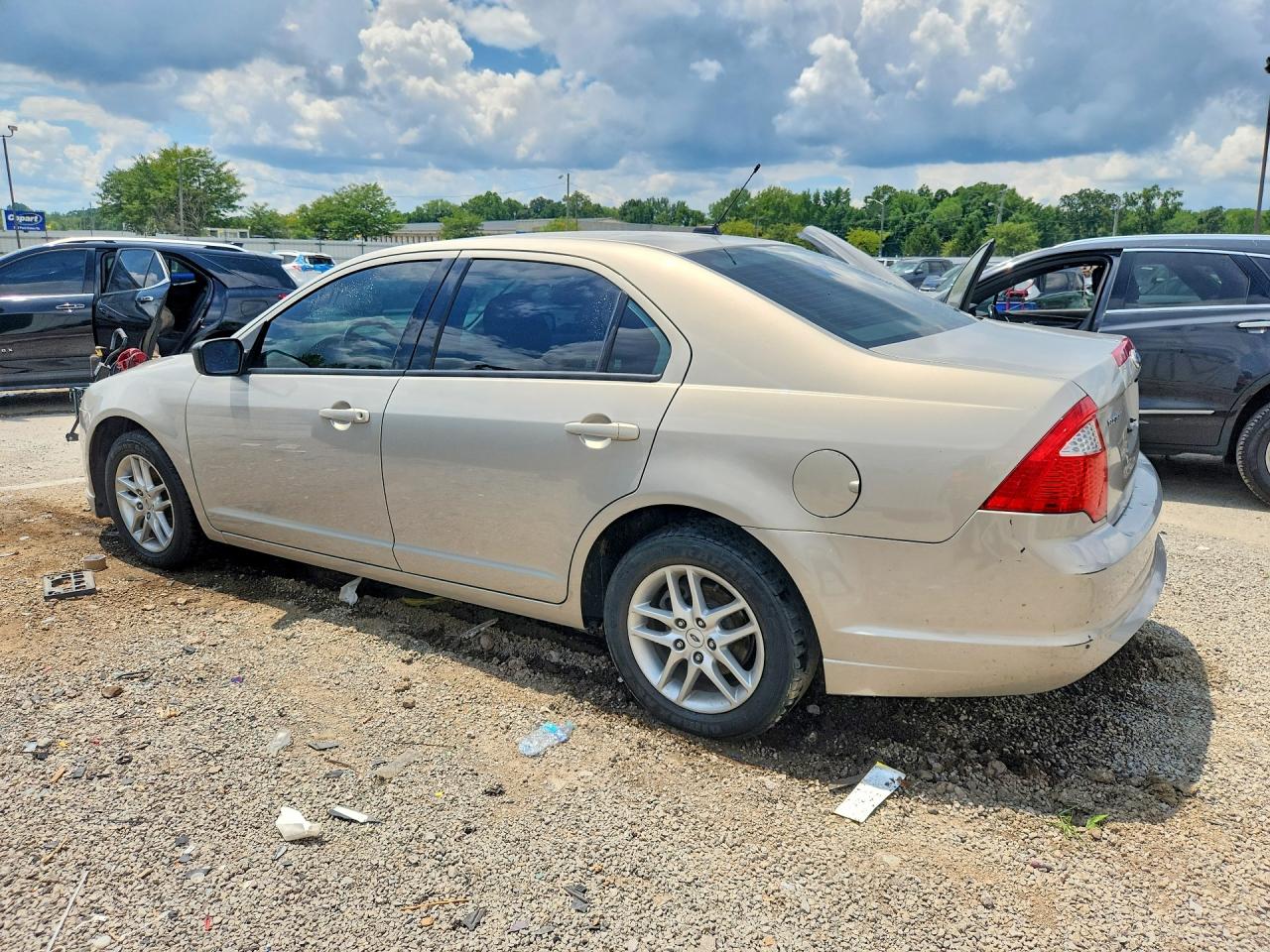 2010 Ford Fusion S Silver vin: 3FAHP0GA3AR430089