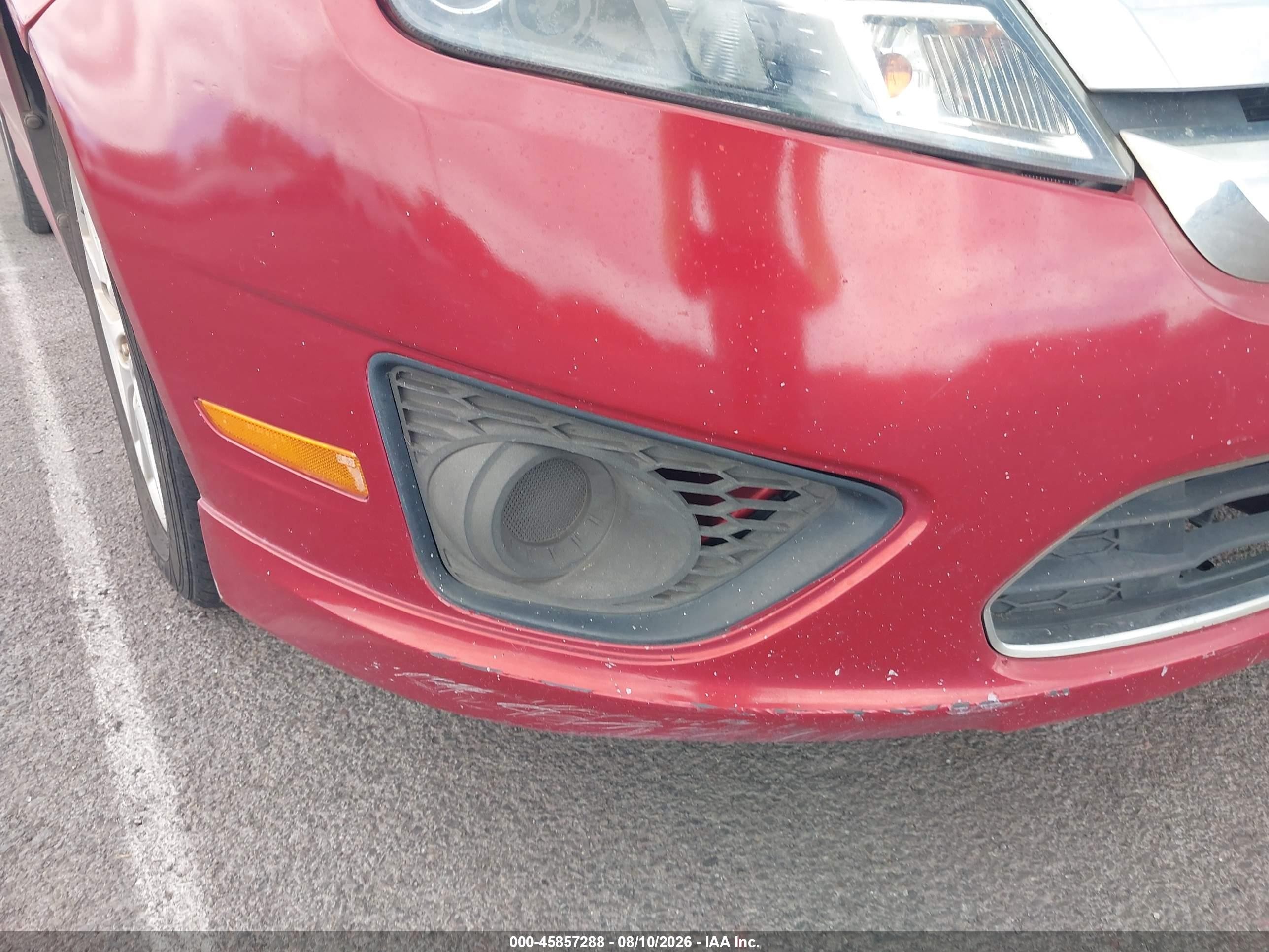 2010 Ford Fusion S Red vin: 3FAHP0GA3AR430822