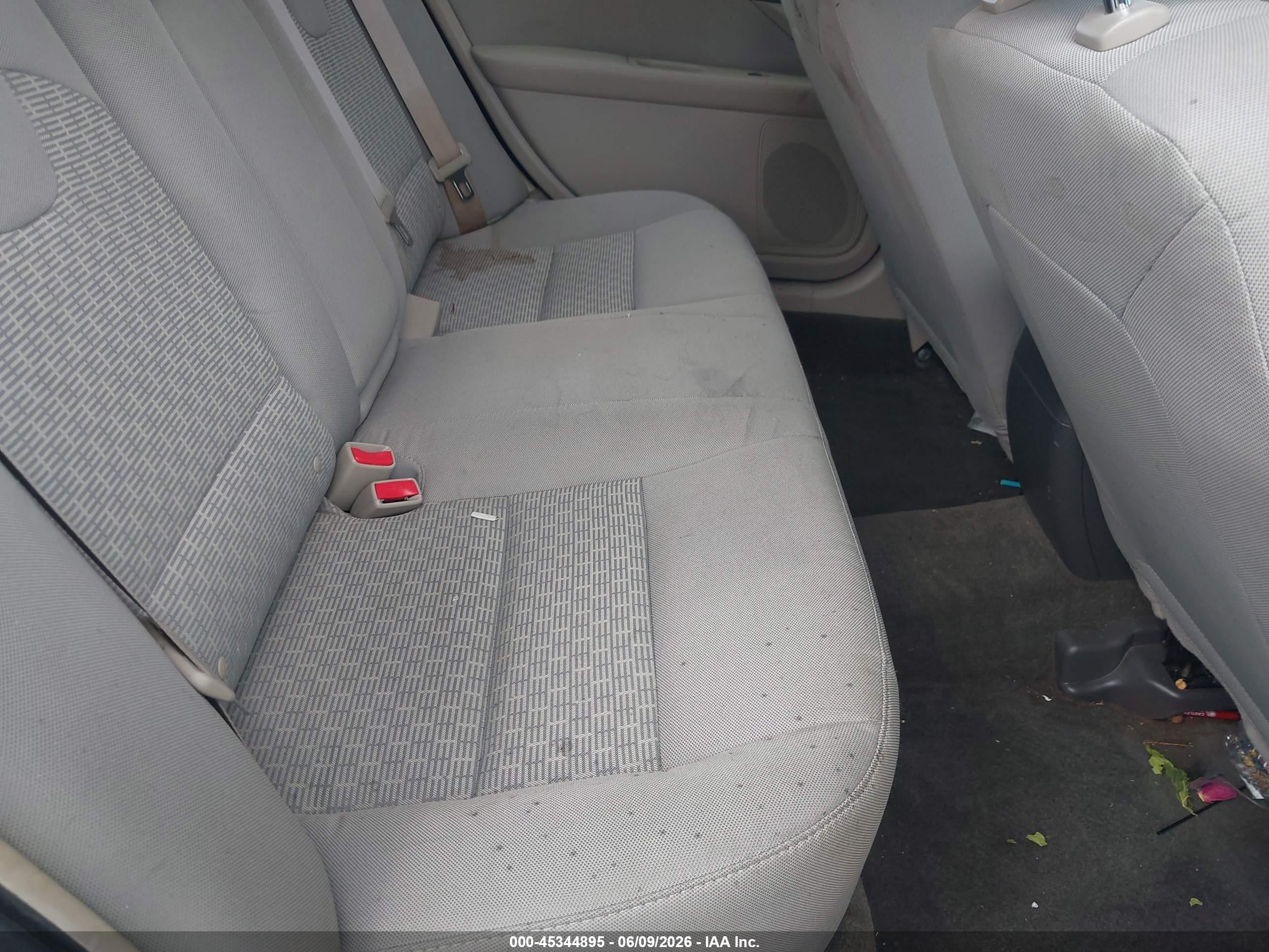 2011 Ford Fusion S Белый vin: 3FAHP0GA3BR249740