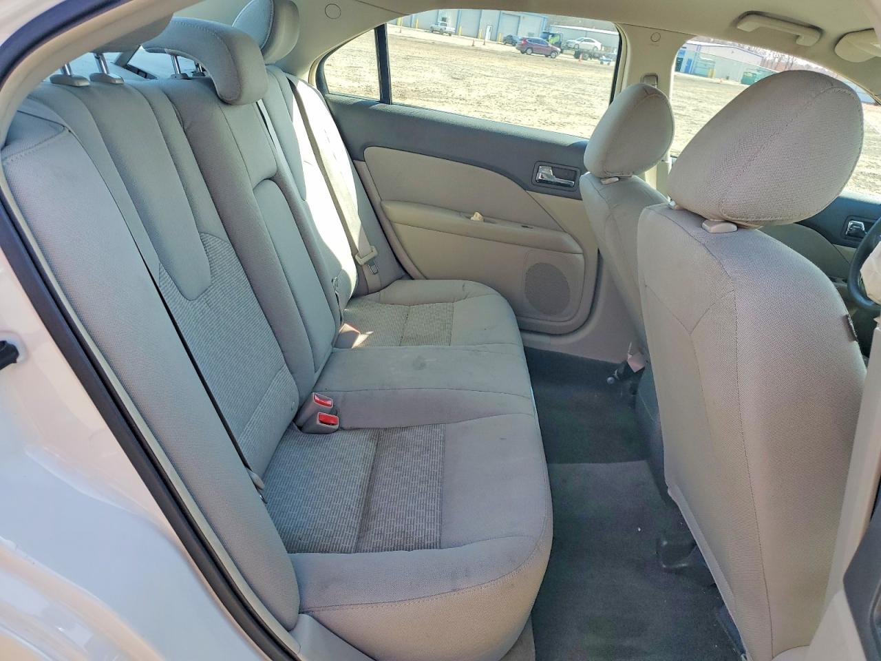 2011 Ford Fusion S White vin: 3FAHP0GA3BR293365