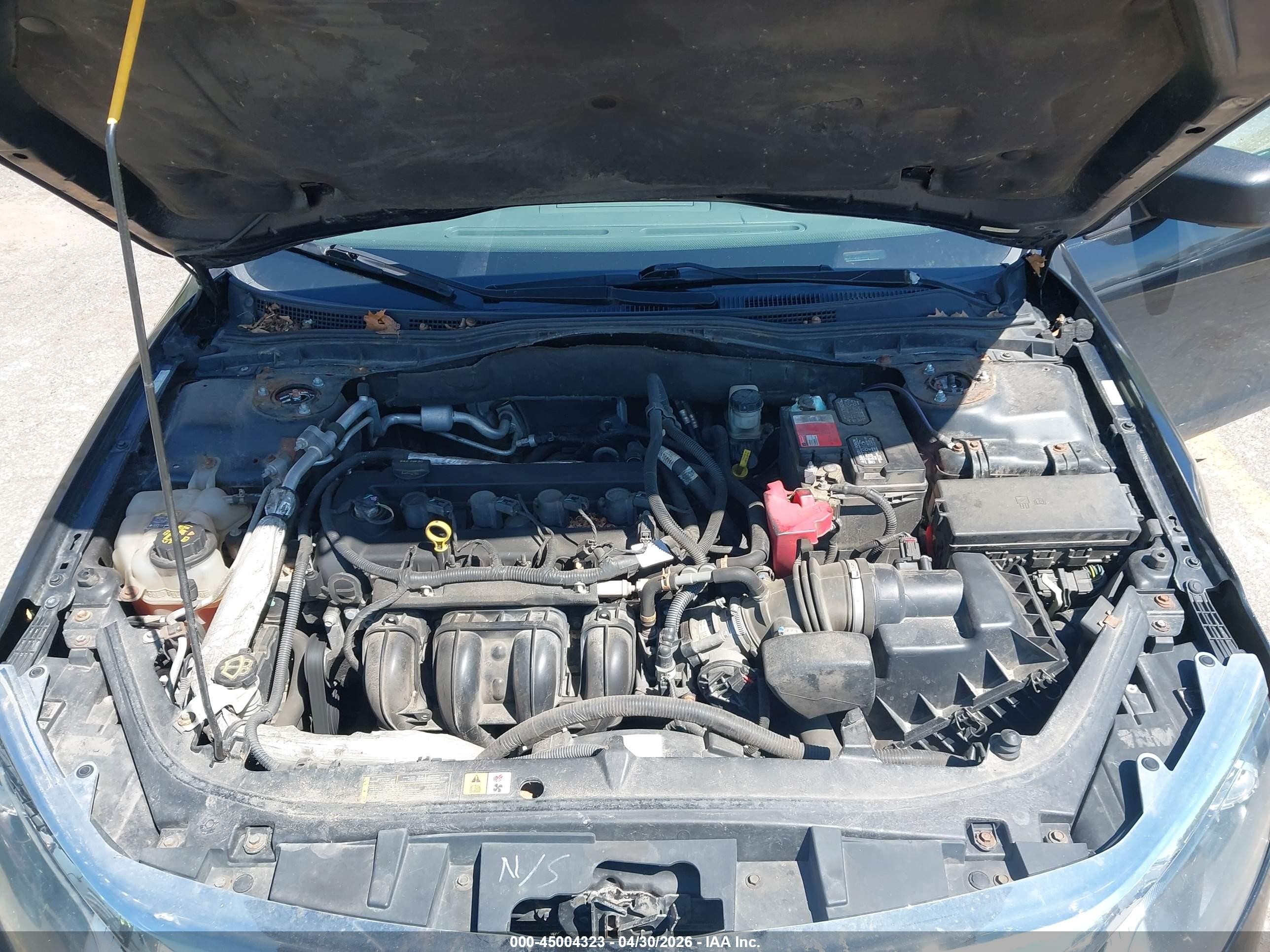 2012 Ford Fusion S Черный vin: 3FAHP0GA4CR333857