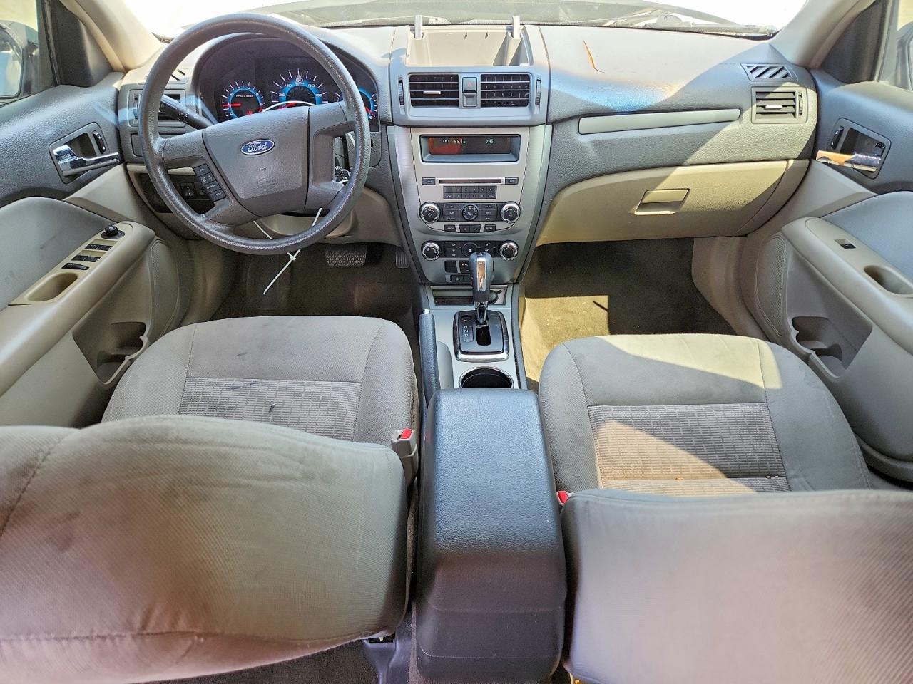 2011 Ford Fusion S Silver vin: 3FAHP0GA5BR321649