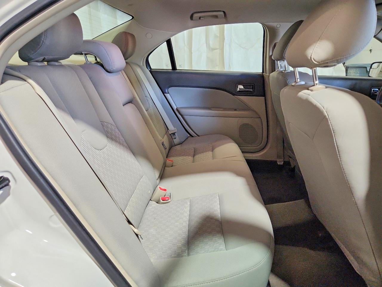 2012 Ford Fusion S White vin: 3FAHP0GA5CR142710